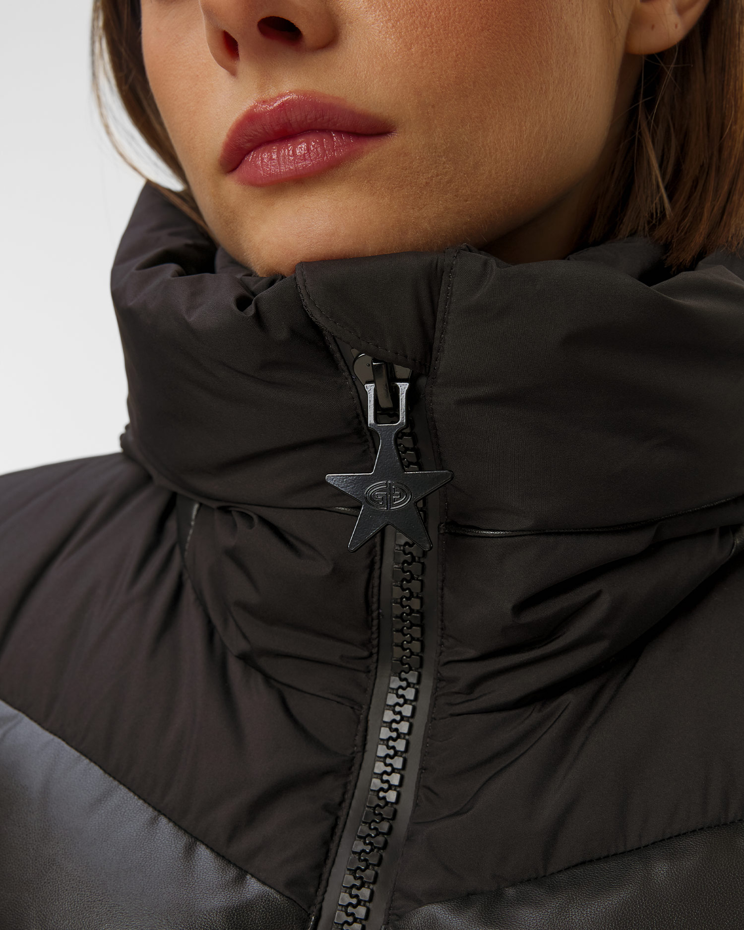 Veste de ski noire pour femmes Goldbergh Abisso