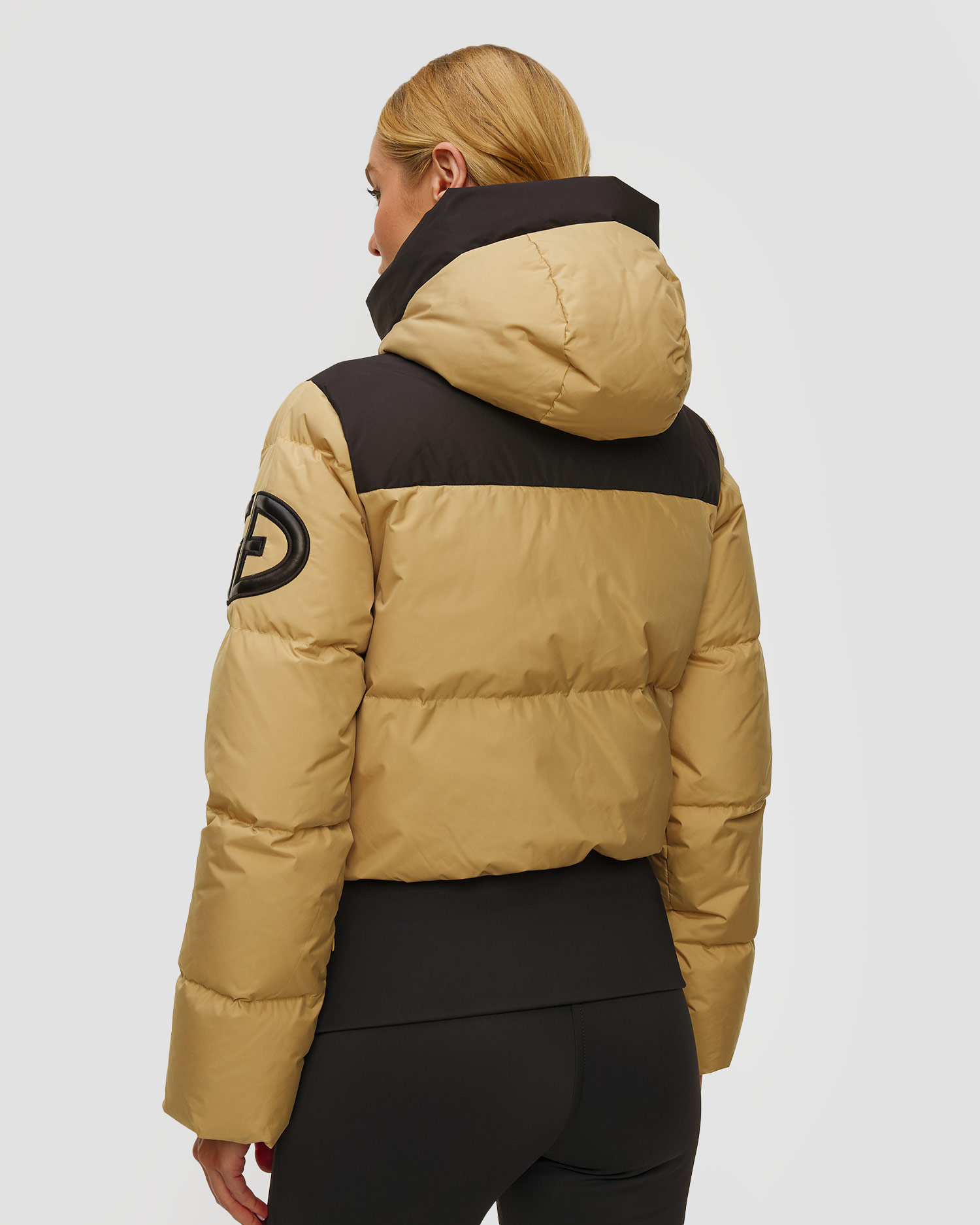 Women's beige ski jacket Beżowa Goldbergh Village