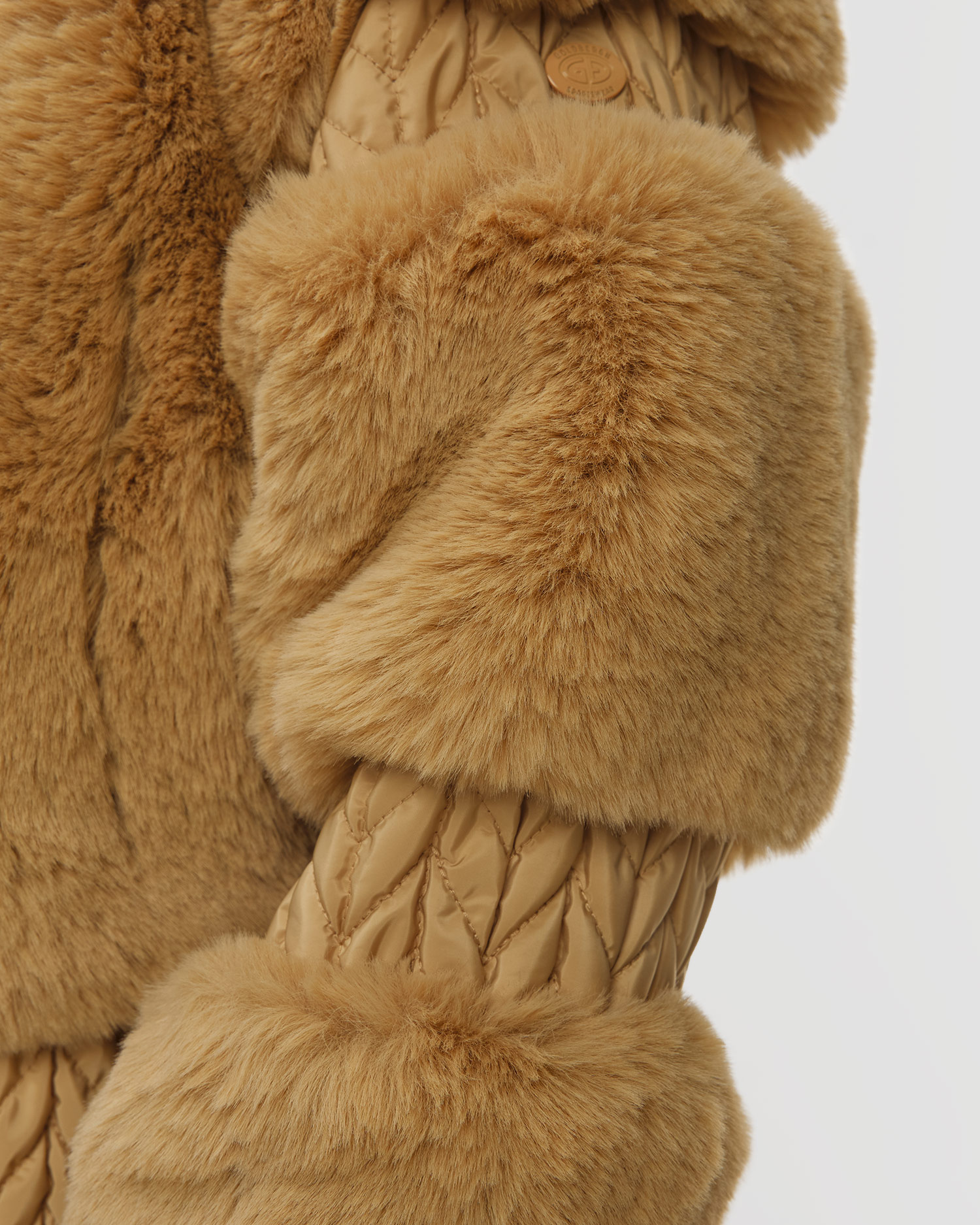 Geacă din blană sintetică pentru femei Goldbergh Furry