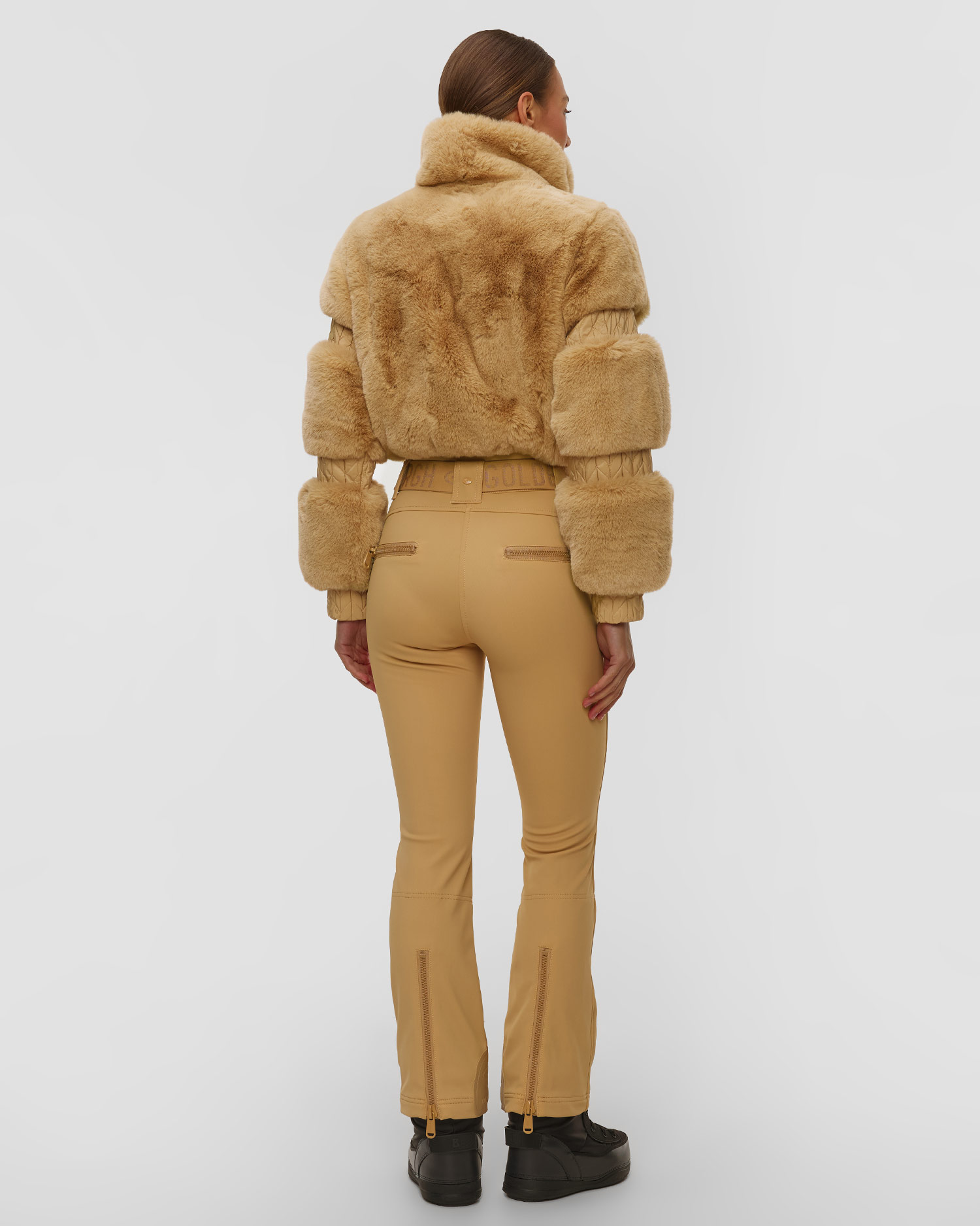 Salopetă de schi în culoarea caramel pentru femei Goldbergh Lieke