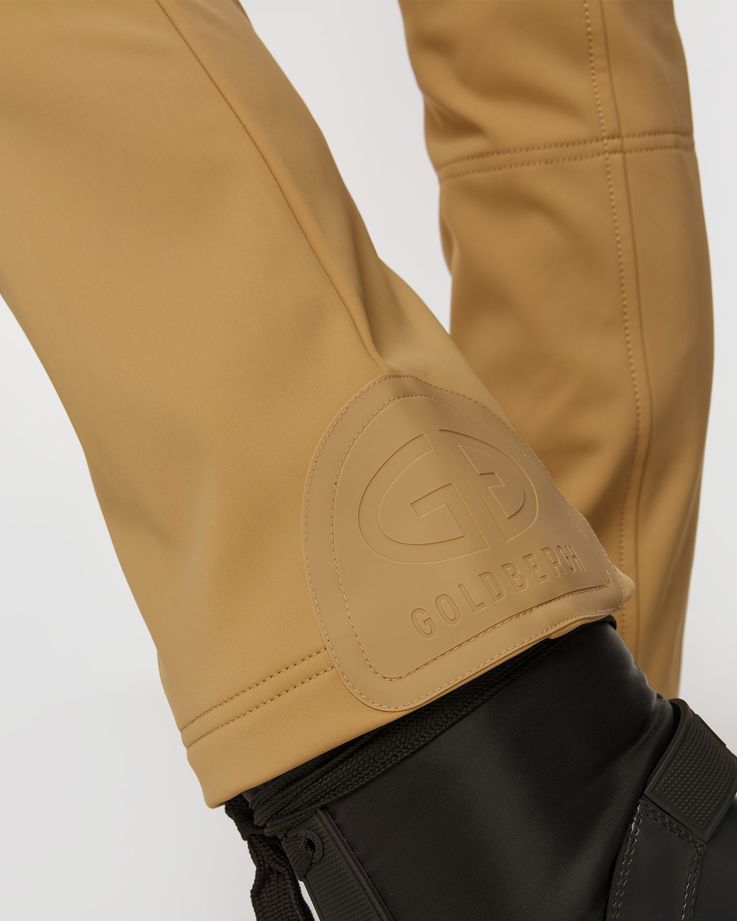 Combinaison de ski caramel pour femmes Goldbergh Lieke