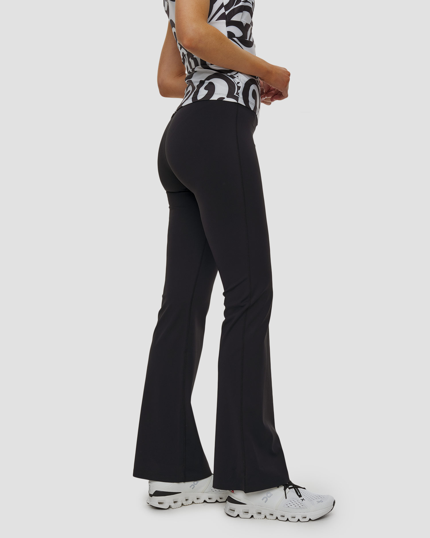 Goldbergh Lunge Damenleggings mit Schlagseite