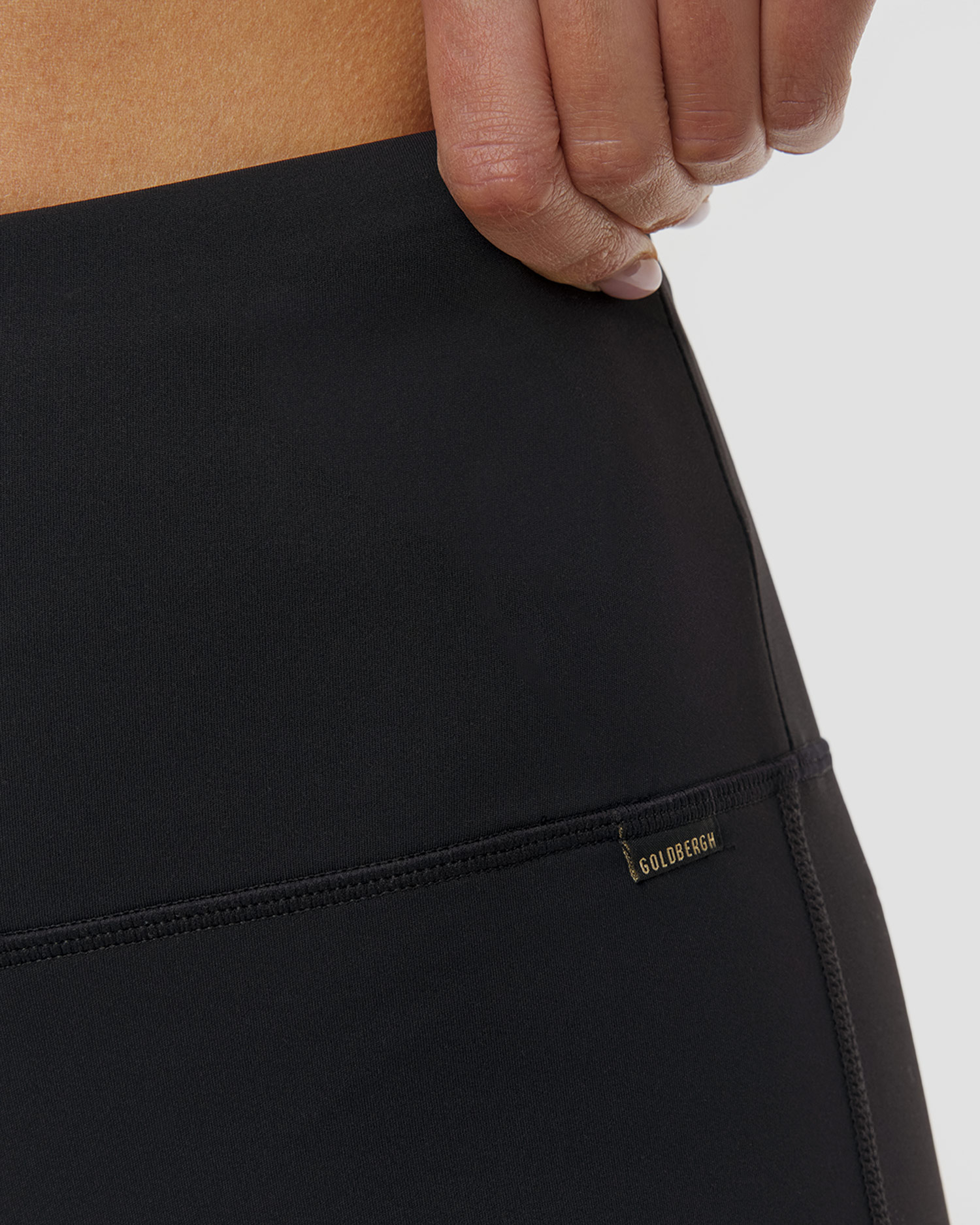 Goldbergh Lunge Damenleggings mit Schlagseite