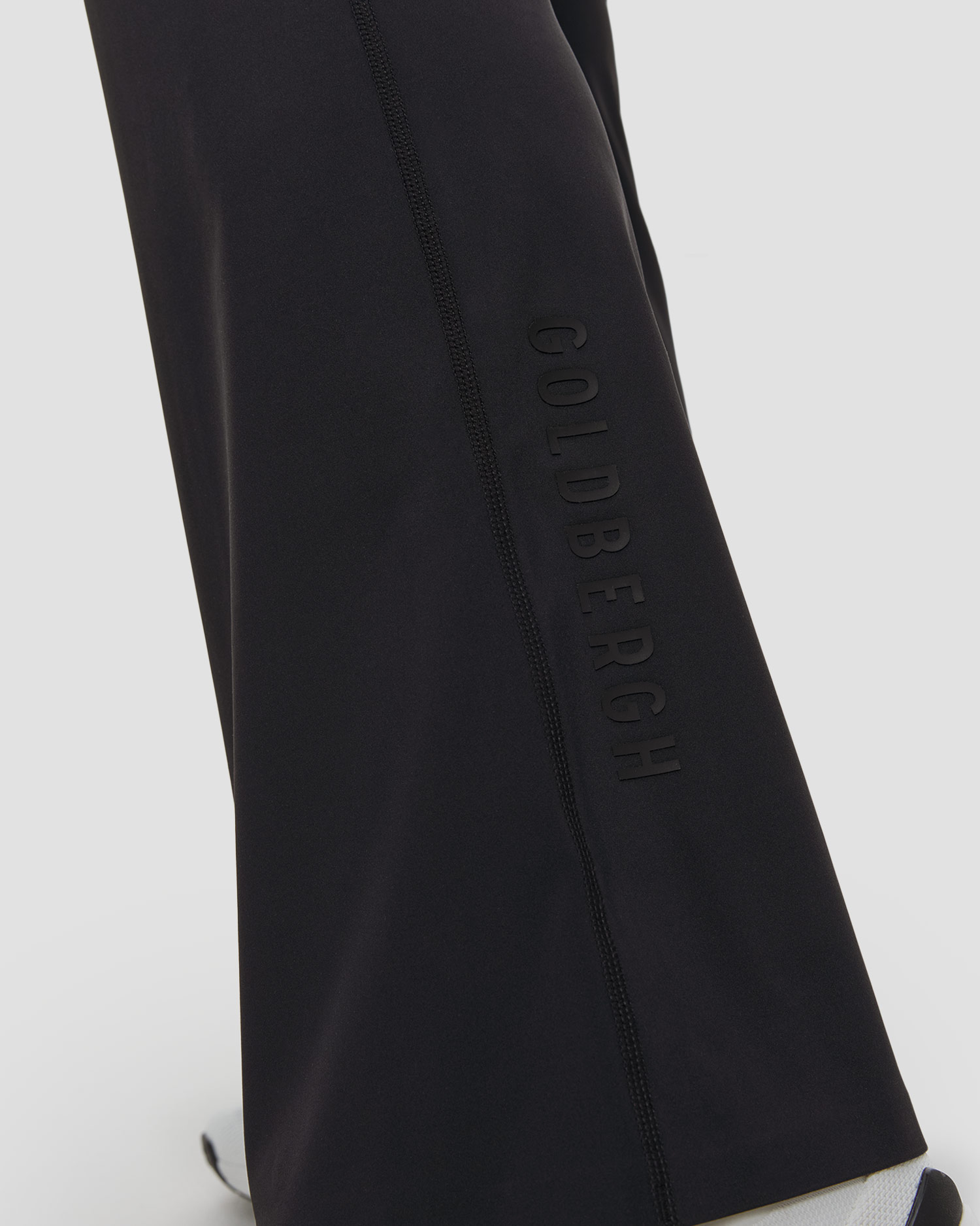 Goldbergh Lunge Damenleggings mit Schlagseite