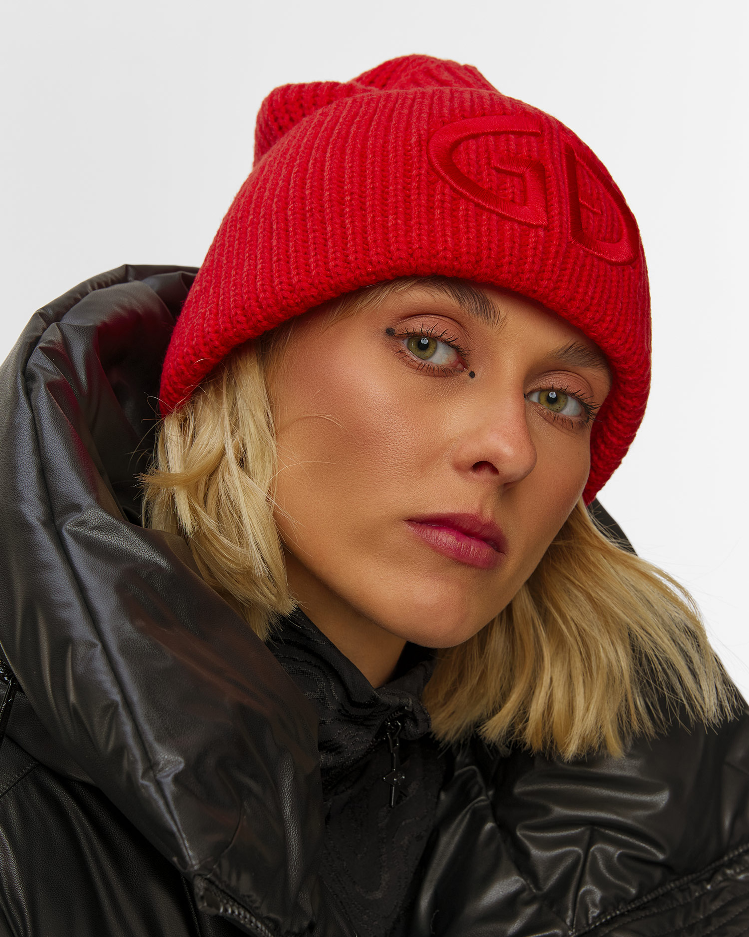 Women's woollen beanie Goldbergh Valerie red