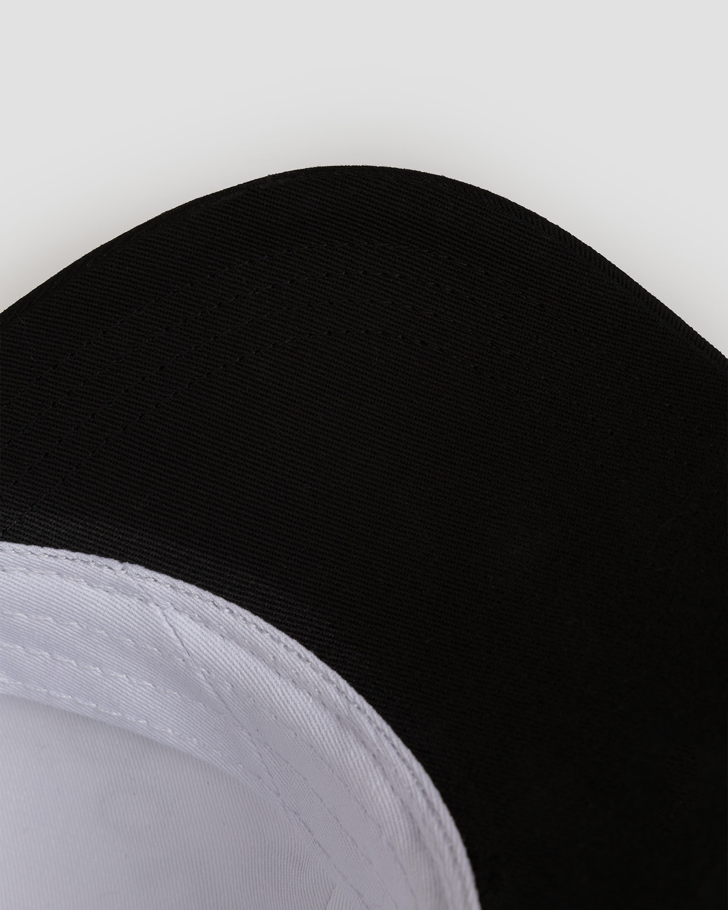 Dámská kšiltovka Goldbergh Splendor v Černobílém Barevném Provedení