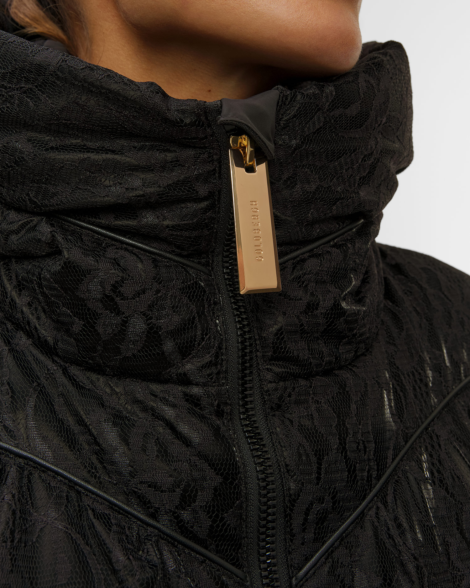 Dámska čierna čipkovaná lyžiarska bunda Goldbergh GOLD Exclusive Fiora