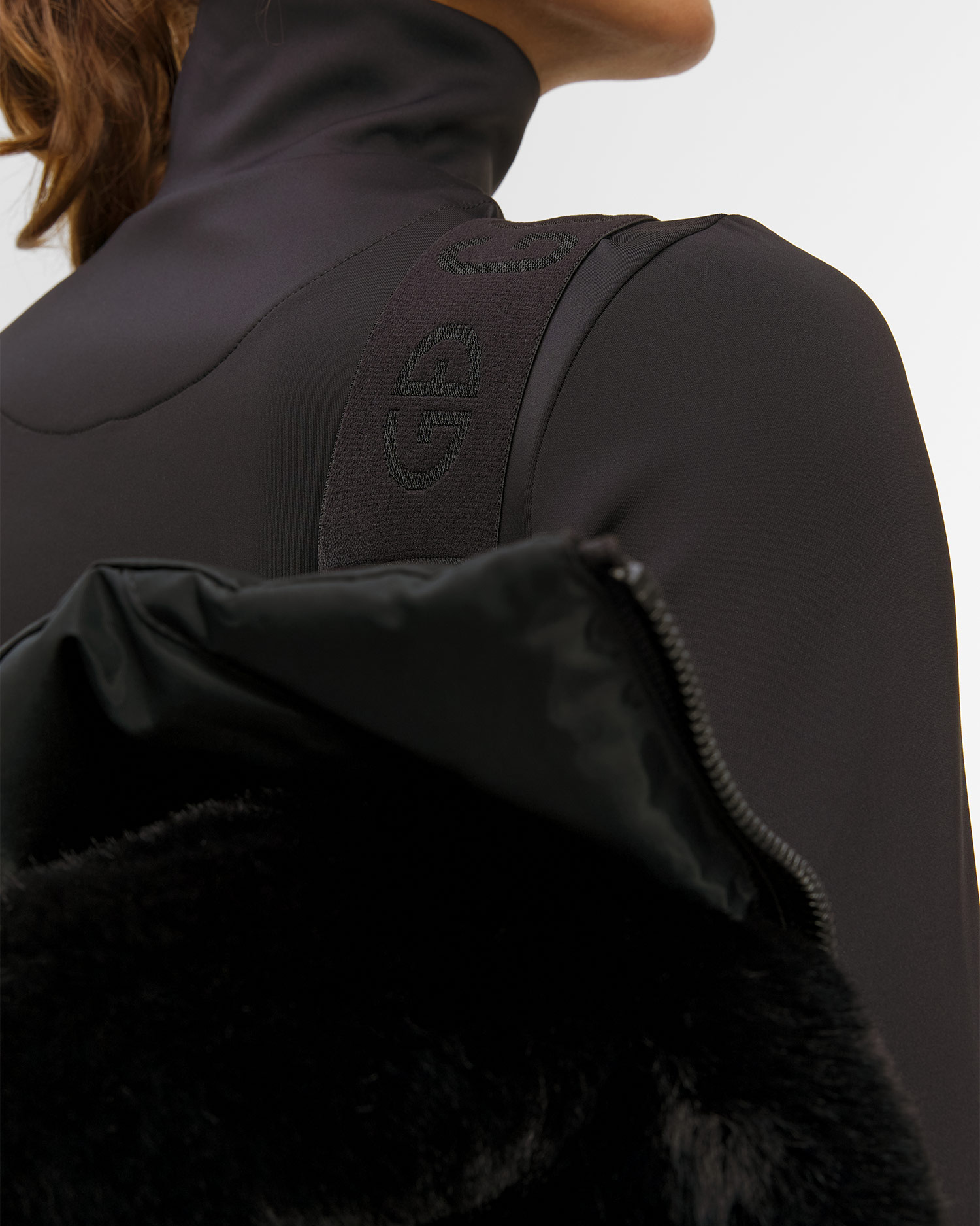 Čierna bunda s kožušinou Goldbergh GOLD Exclusive Amore