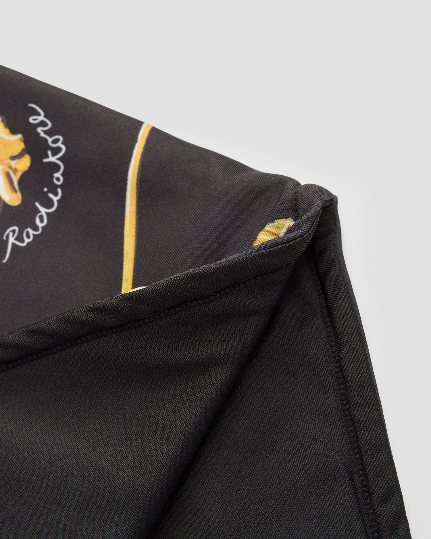 Women's neck warmer Goldbergh GOLD Exclusive Puglia