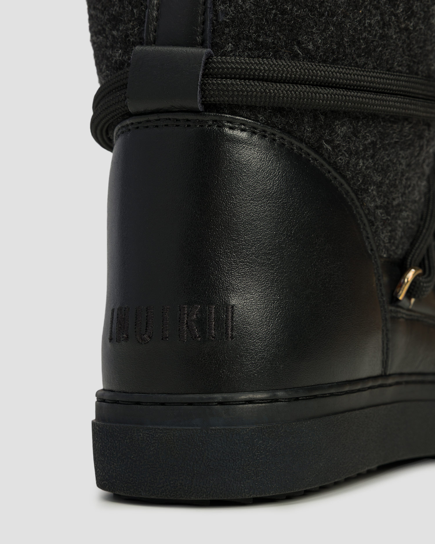Women's black winter boots Inuikii Felt
