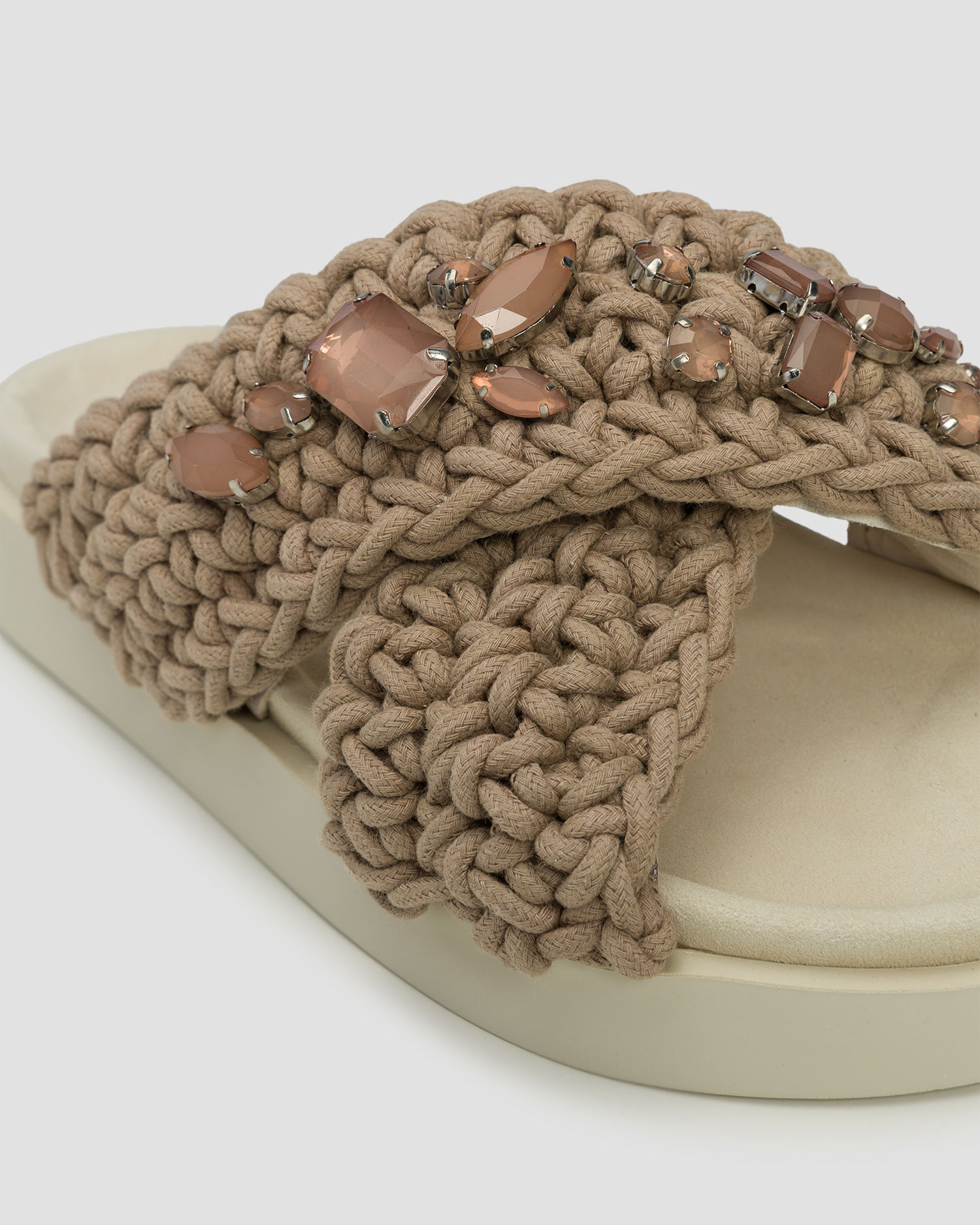 Sliders Inuikii Woven Stones