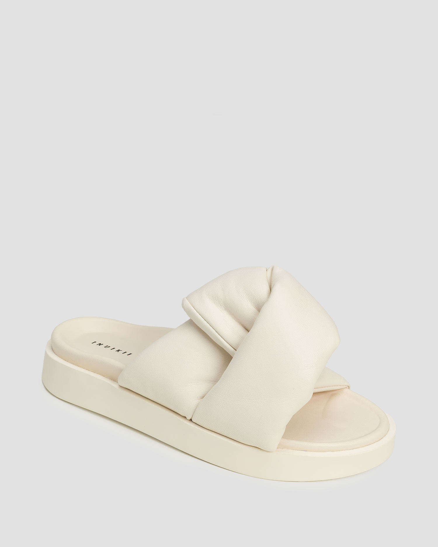Ciabatte bianche da donna Inuikii Soft Crossed