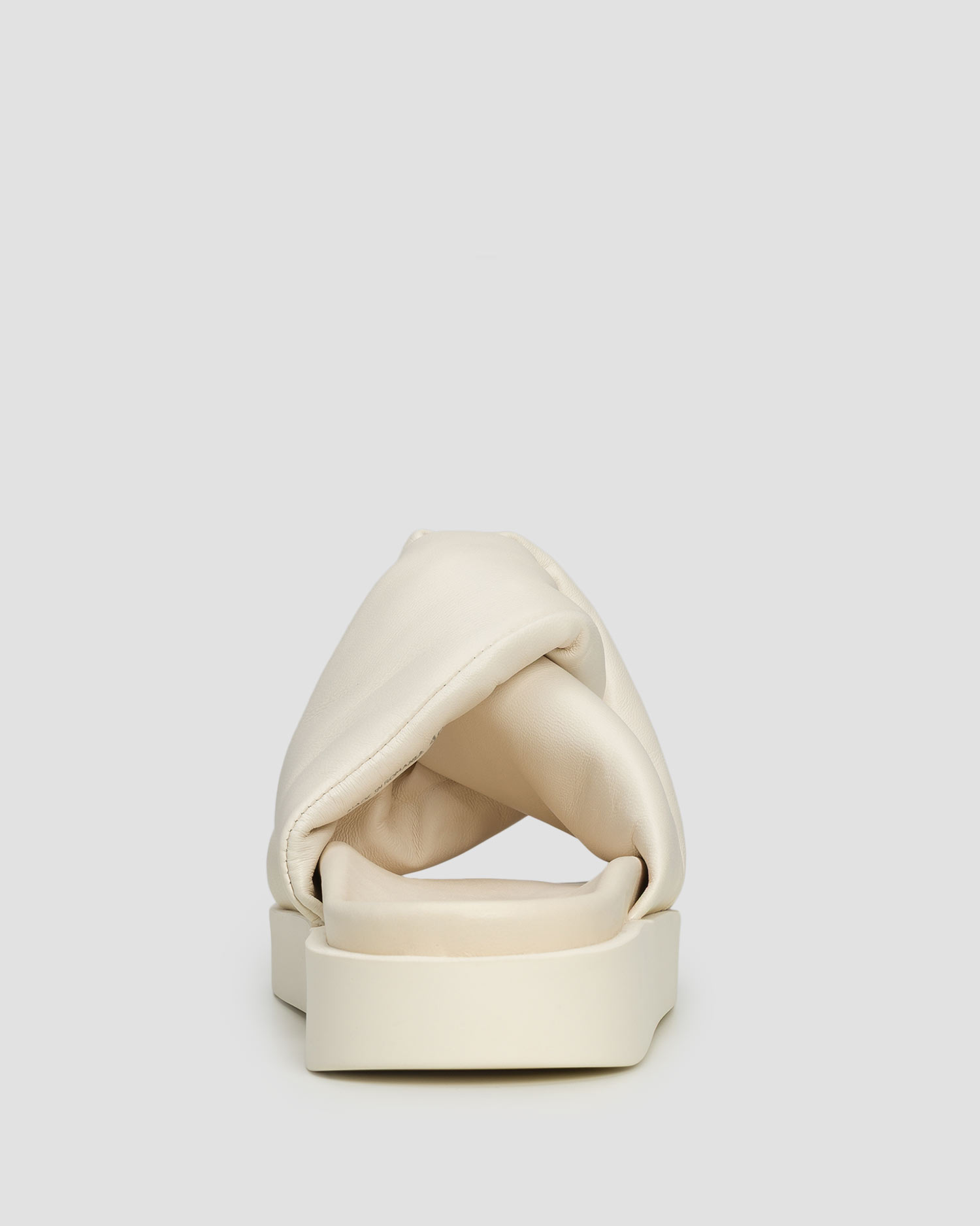 Ciabatte bianche da donna Inuikii Soft Crossed
