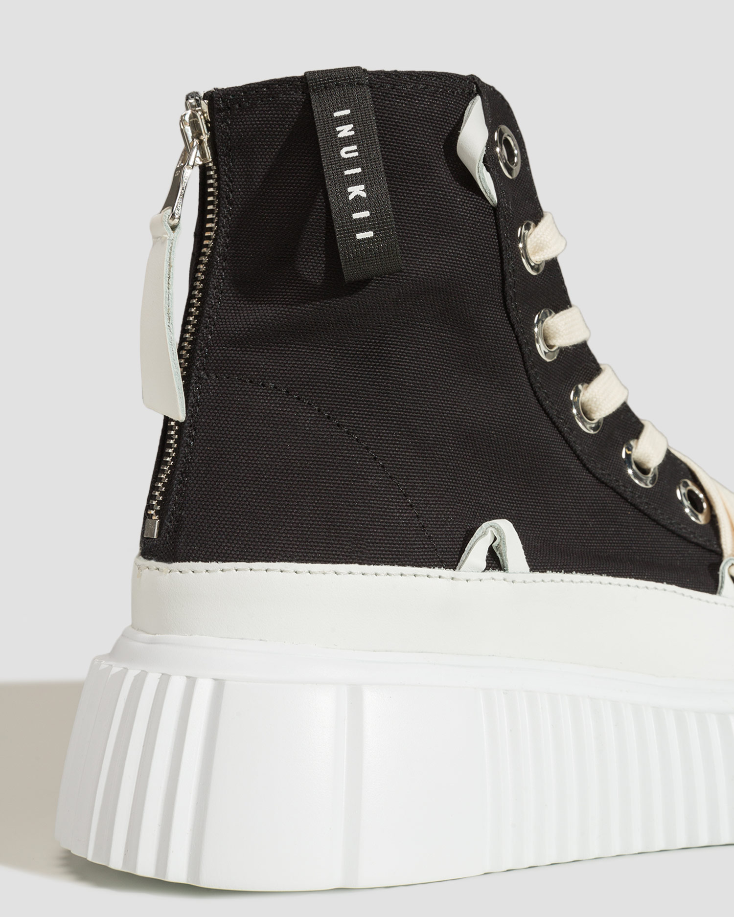 Women's black sneakers Inuikii Matilda Canvas High 23