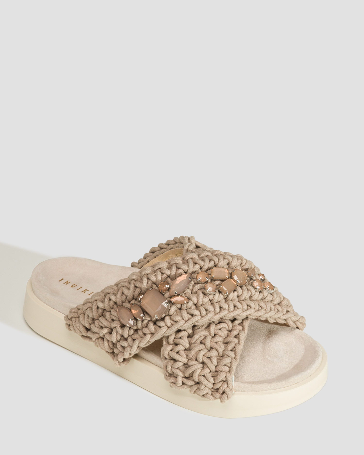 Sliders Inuikii Woven Stones
