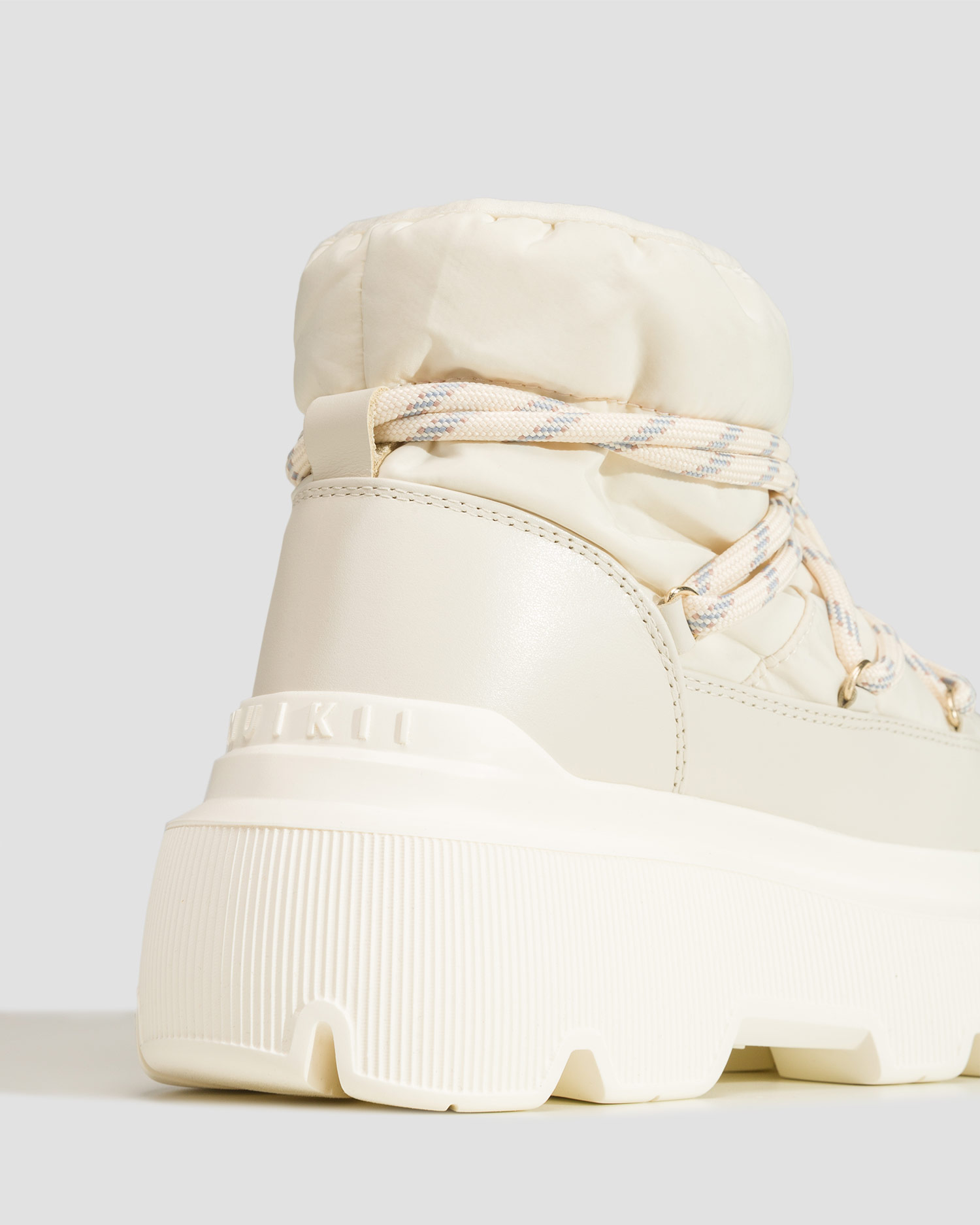 Women's winter boots Inuikii Endurance Puffer 