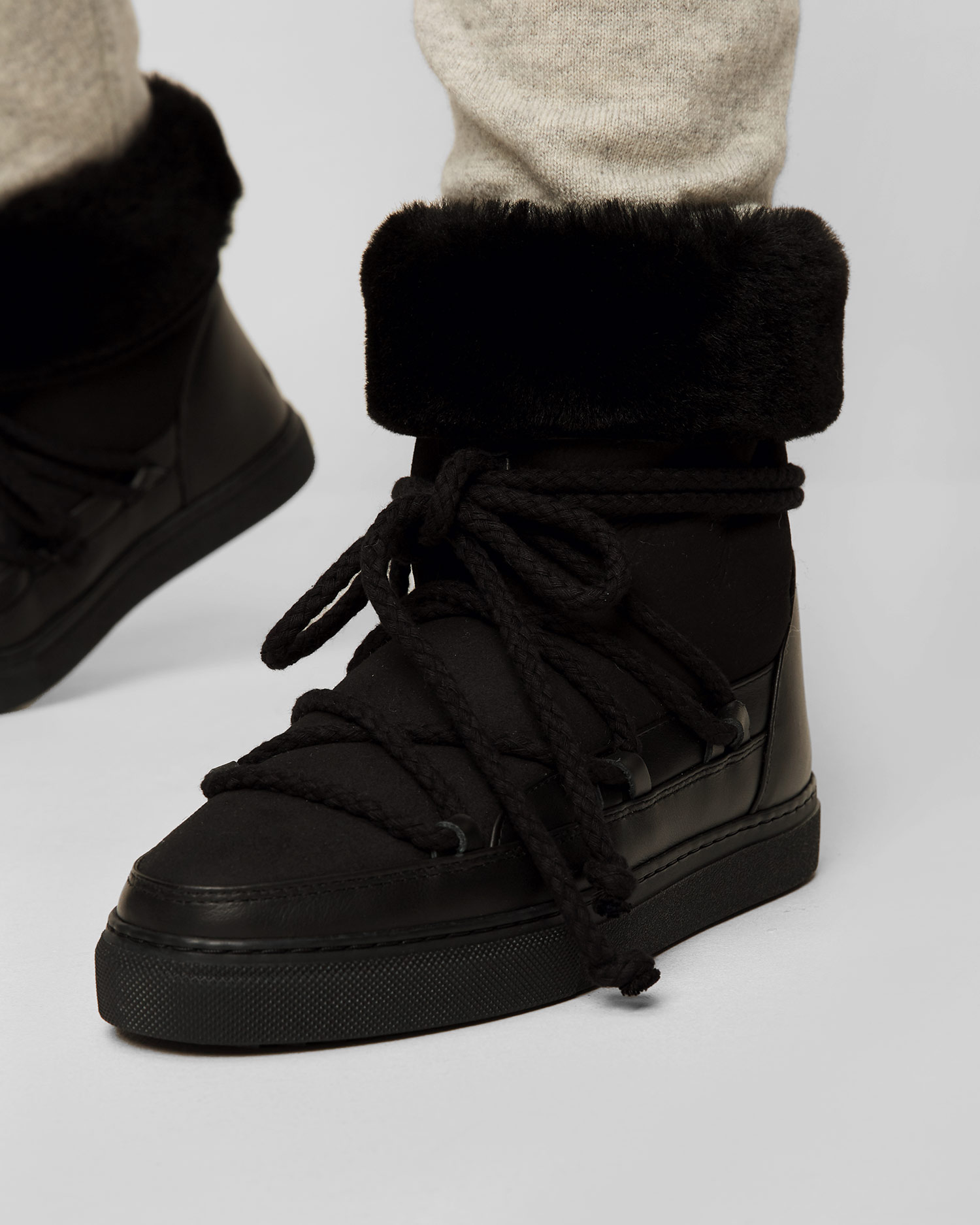 Women's winter boots Inuikii Classic high