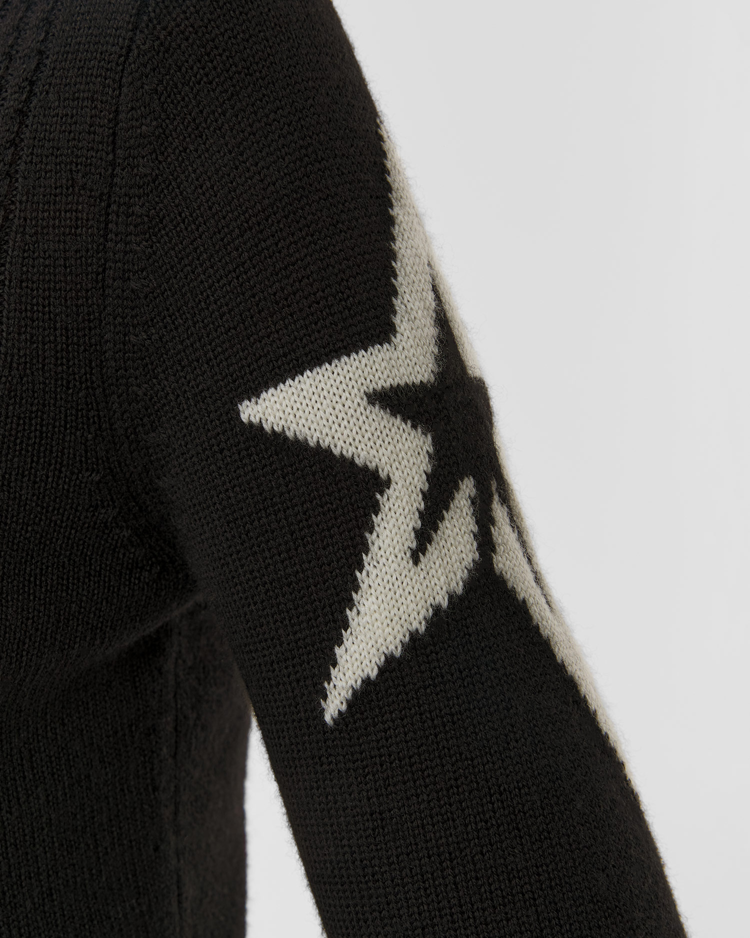 Dámsky čierny vlnený sveter Perfect Moment Cable