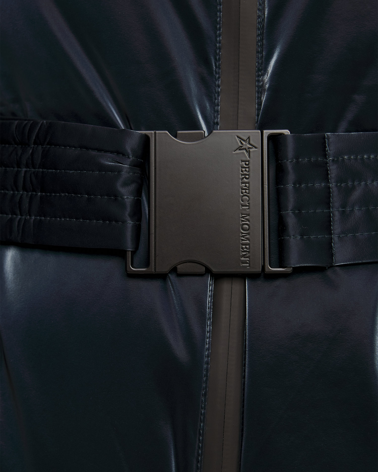 Veste de ski bleu marine pour femmes Perfect Moment Candice Ski Parka