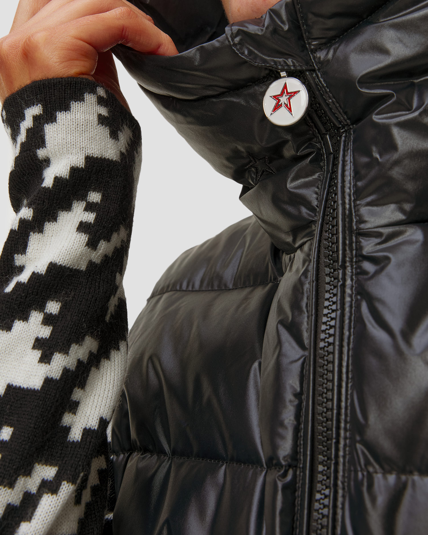 Dámska péřová vesta Perfect Moment Polar Flare Gilet