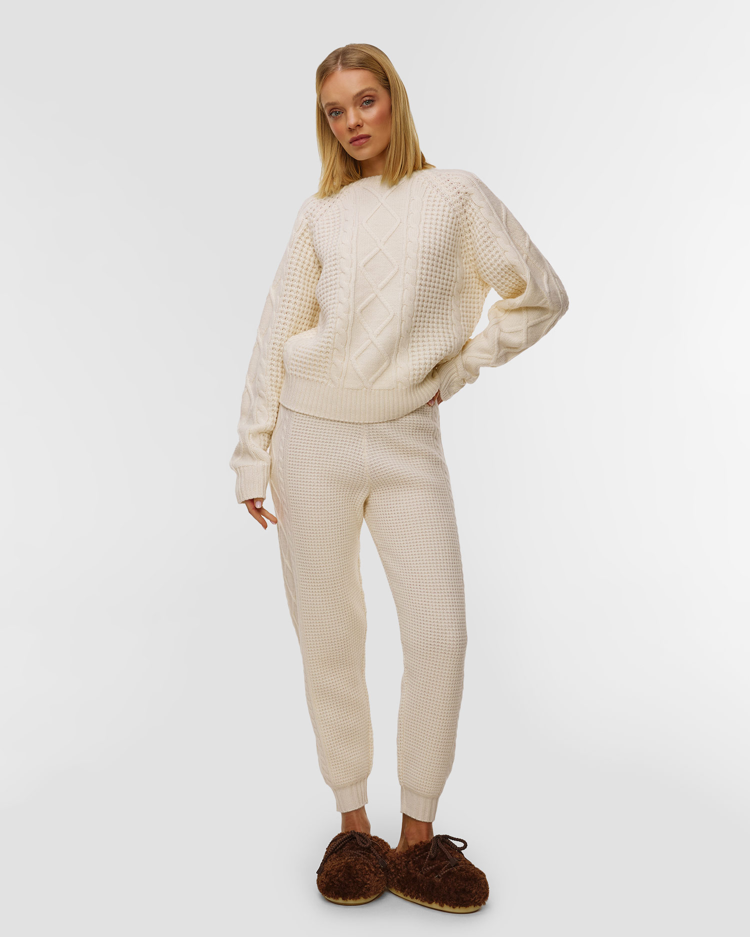 Sweter wełniany damski Perfect Moment Crystal Crew Neck Sweater