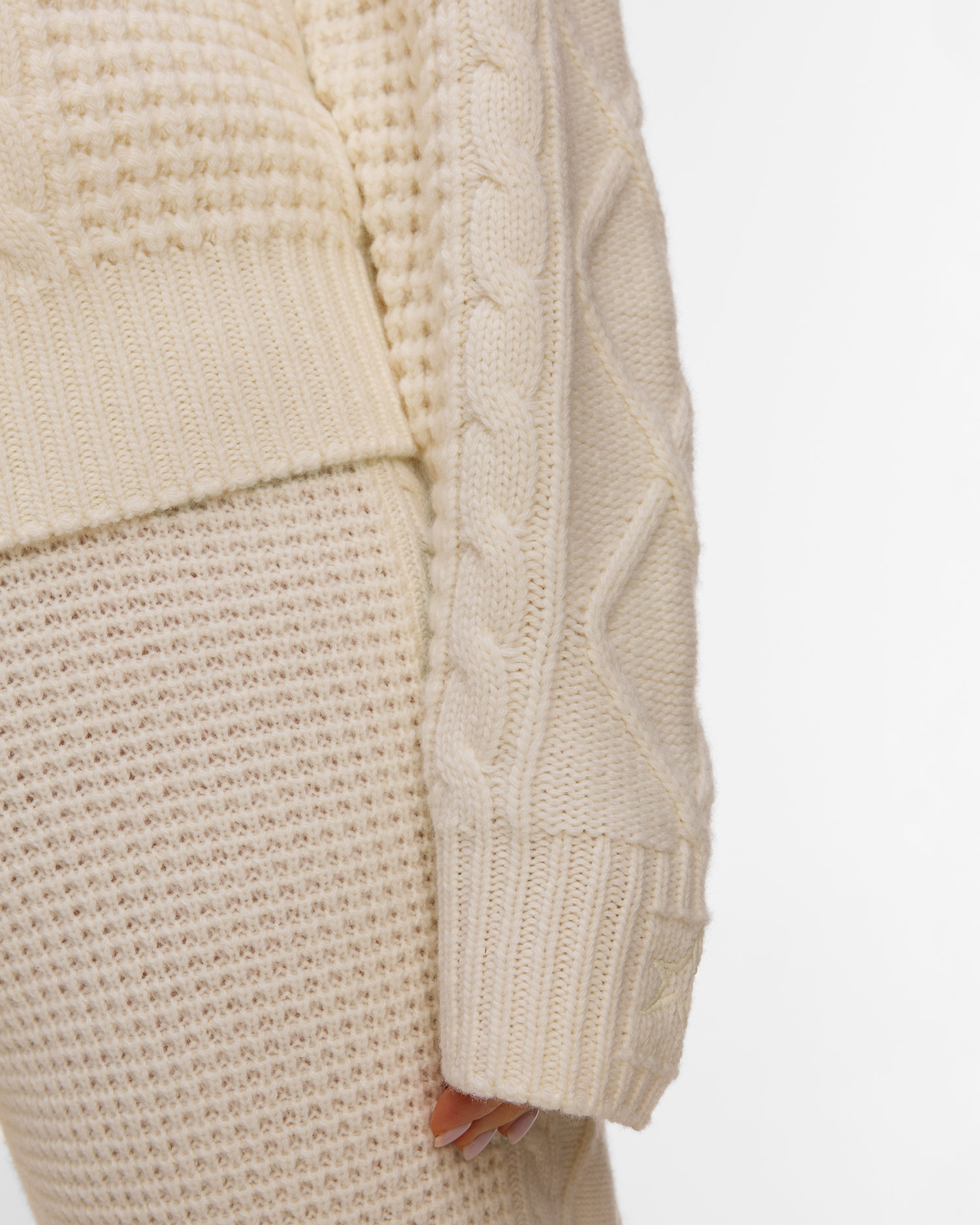 Sweter wełniany damski Perfect Moment Crystal Crew Neck Sweater