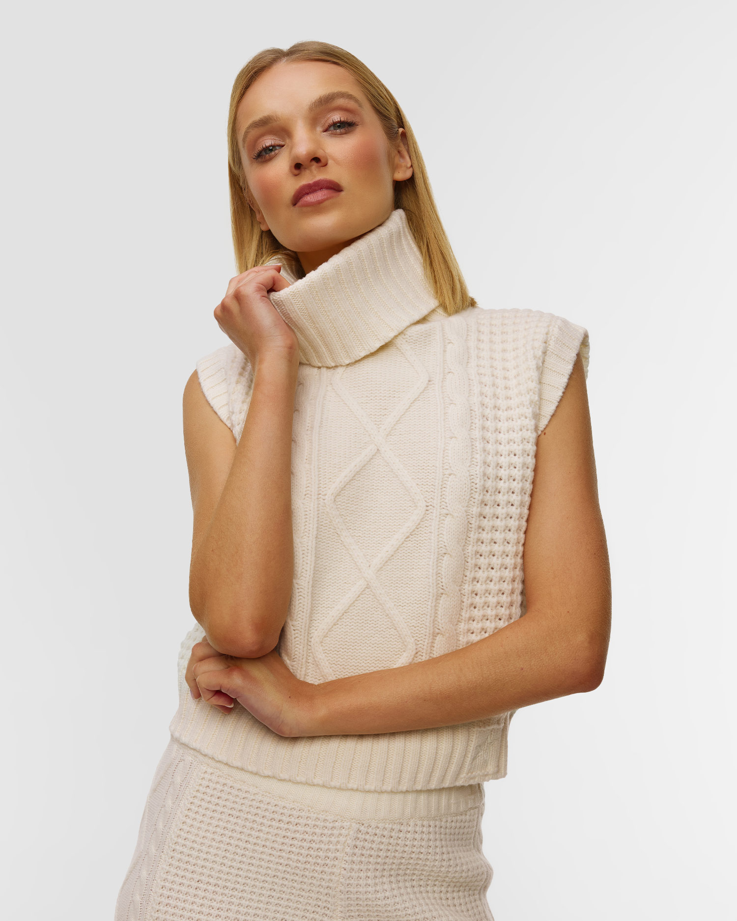 Wełniany sweter z golfem damski Perfect Moment Crystal Tank Top