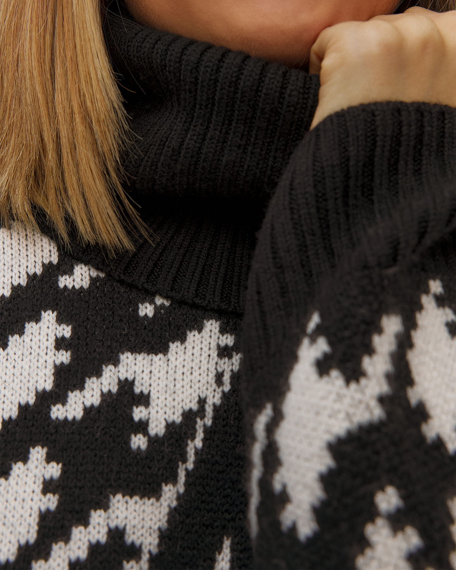 Dámsky vlnený sveter Perfect Moment Chunky Houndstooth Sweater