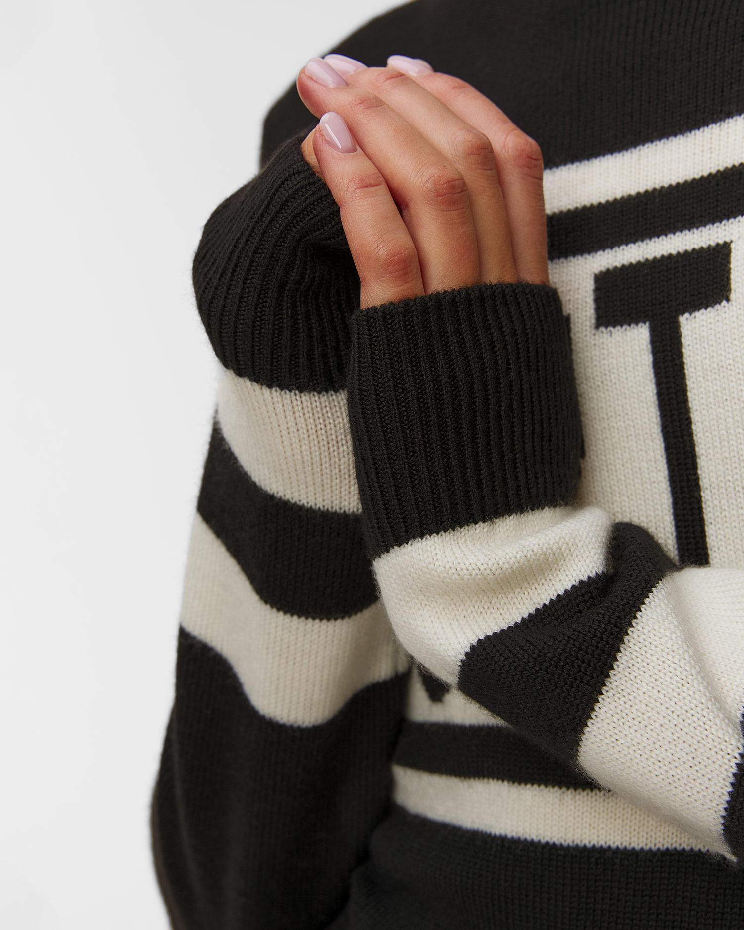 Dámsky sveter Perfect Moment Schild Cortina