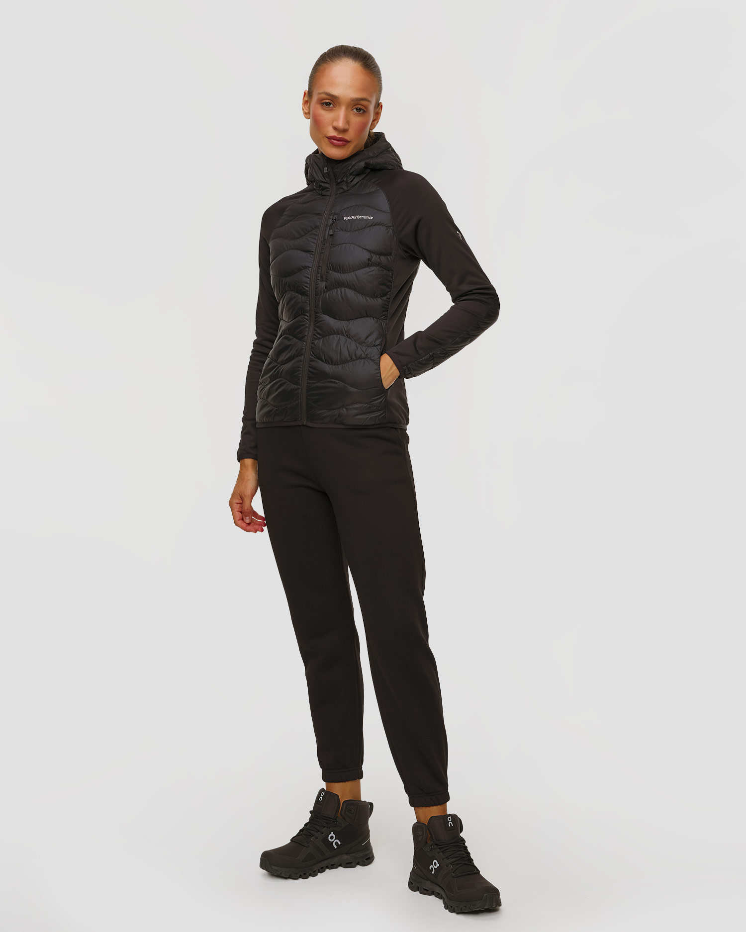 Kurtka hybrydowa damska Peak Performance Helium Down Hybrid Hood Women czarna