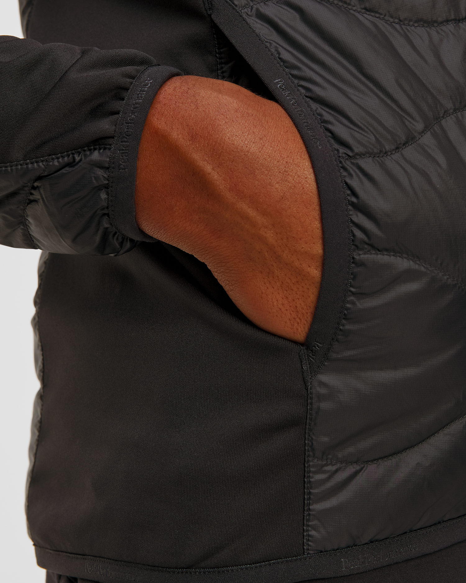 Pánska hybridná bunda Peak Performance Helium Down Hybrid