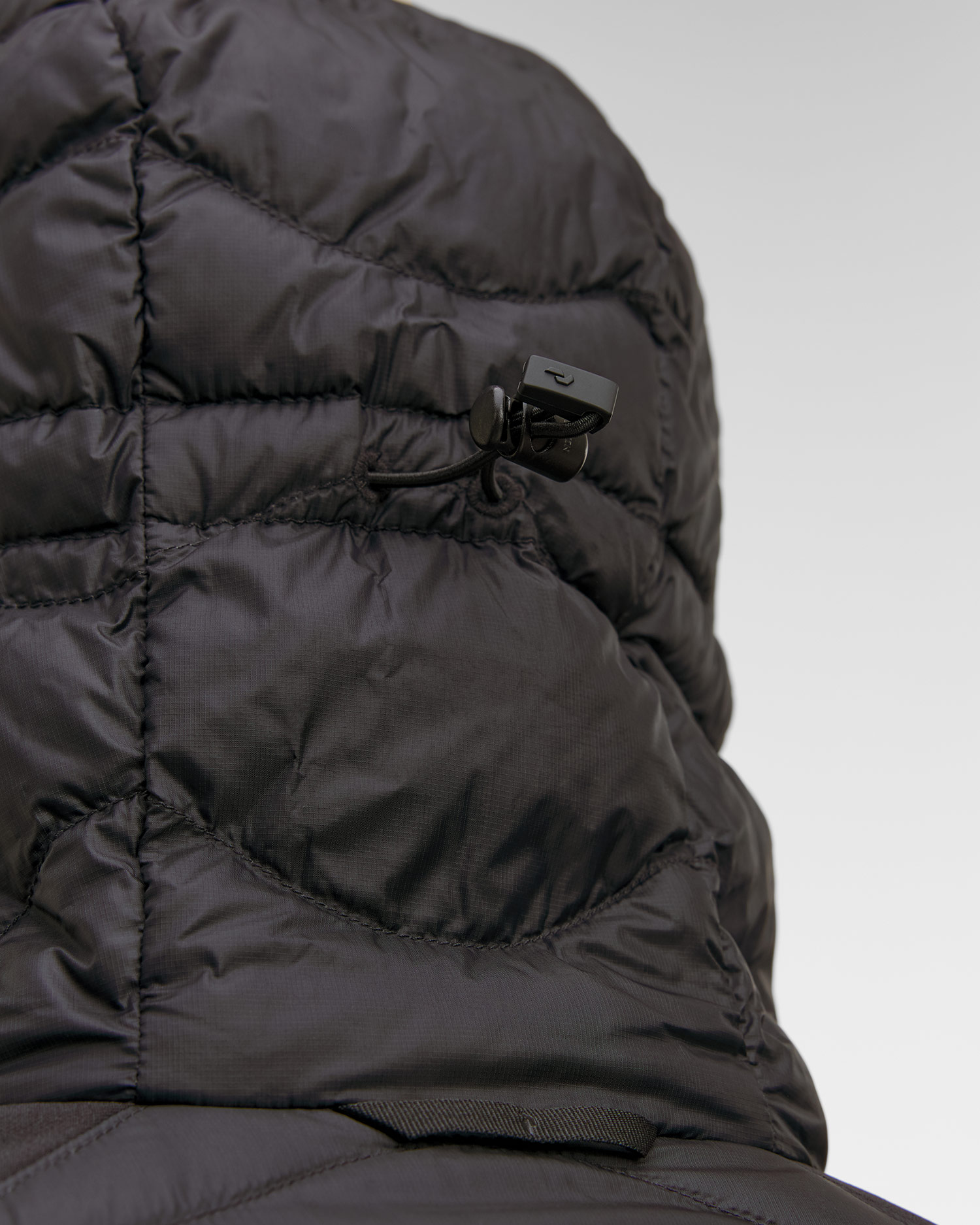 Giacca ibrida da uomo Peak Performance Helium Down Hybrid Hood