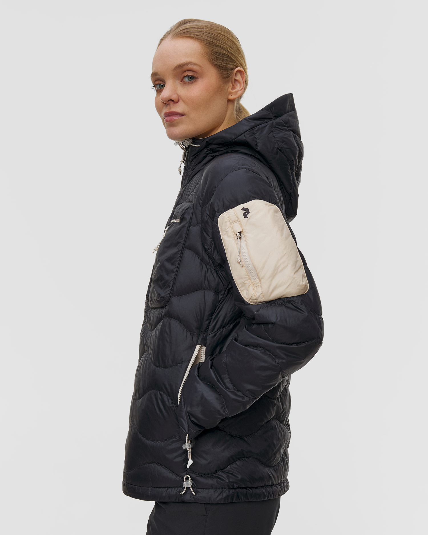 Women's down jacket Peak Performance W Helium Utility Down Hood black