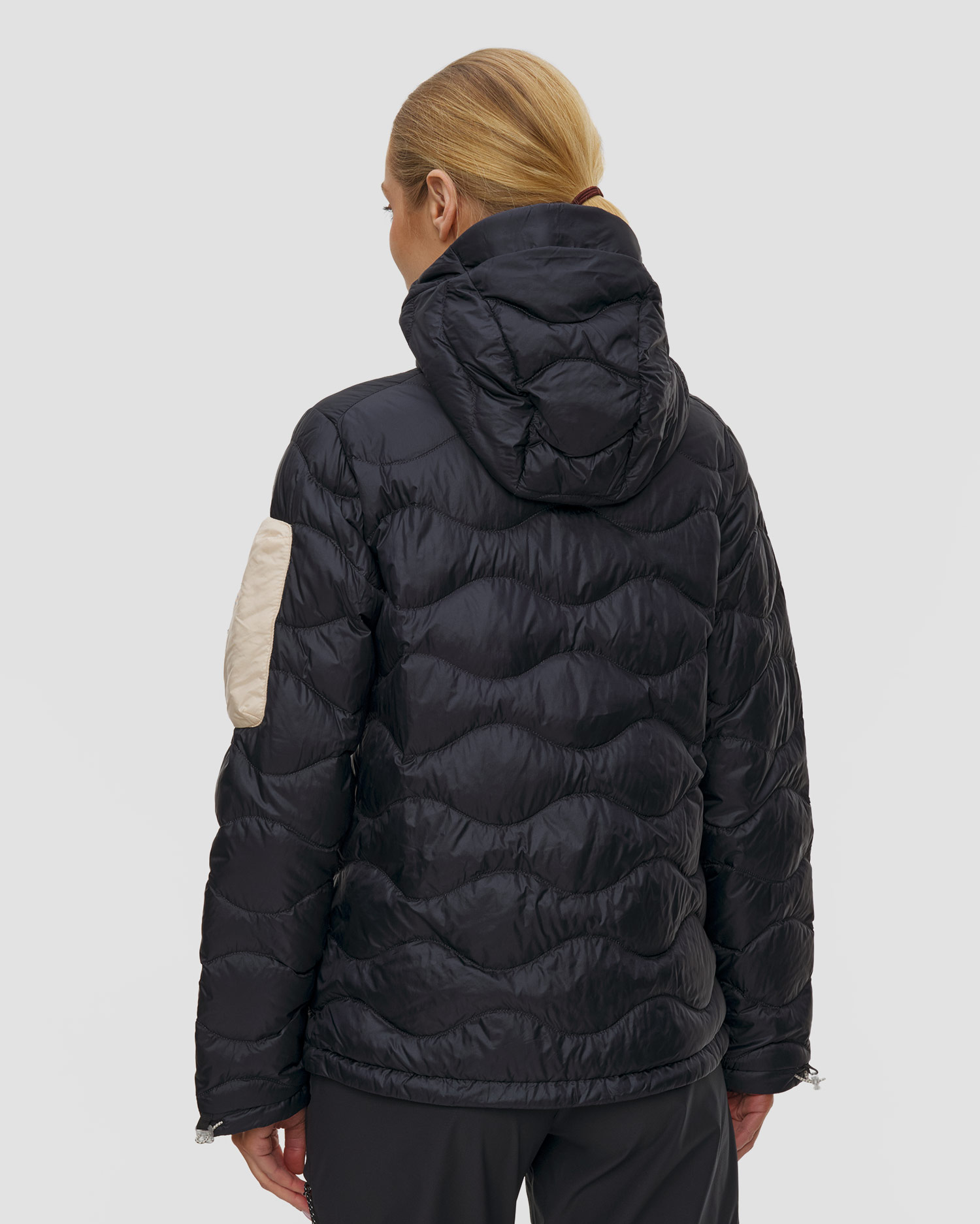 Women's down jacket Peak Performance W Helium Utility Down Hood black