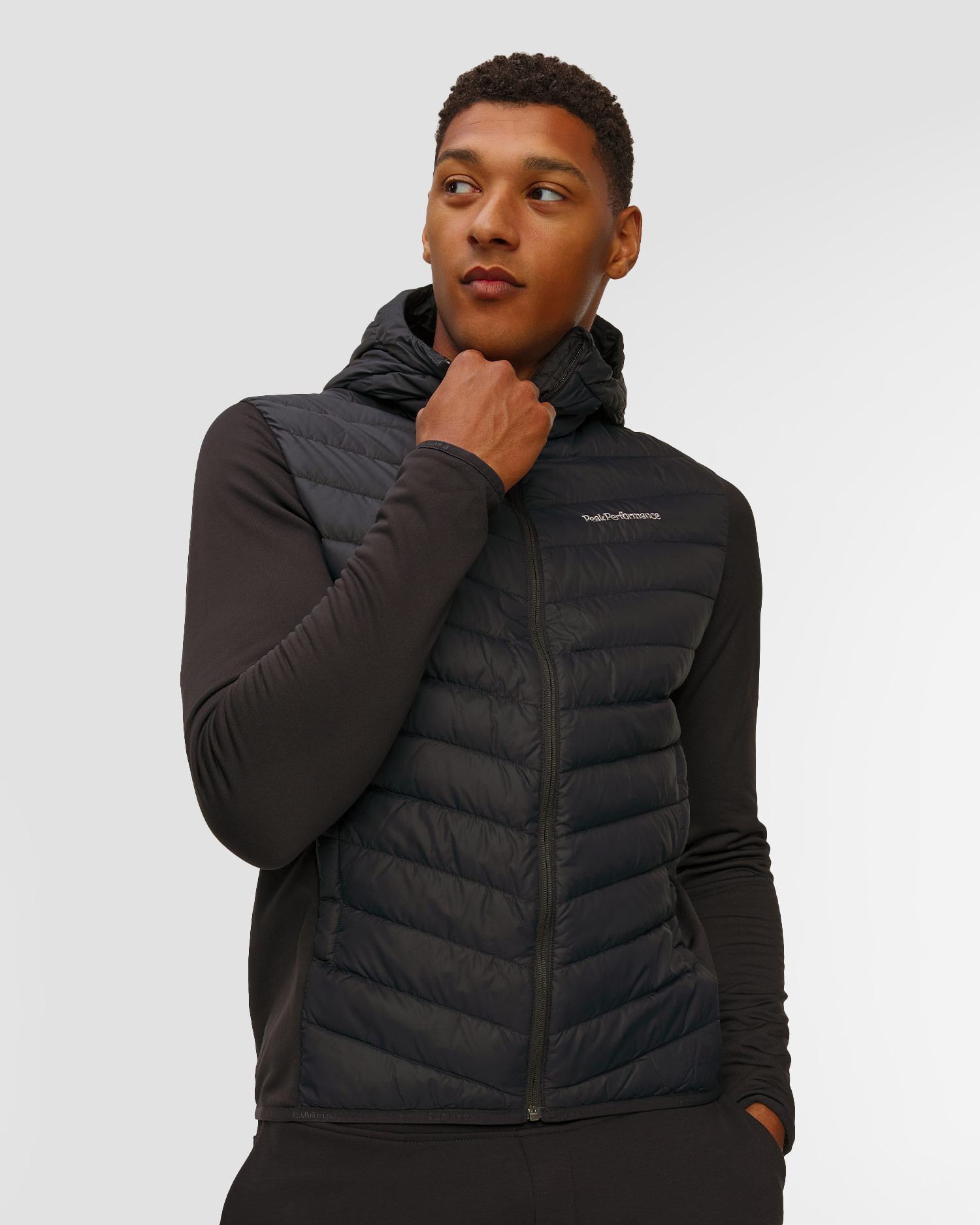 Pánska bunda Peak Performance Frost Down Hybrid Hood