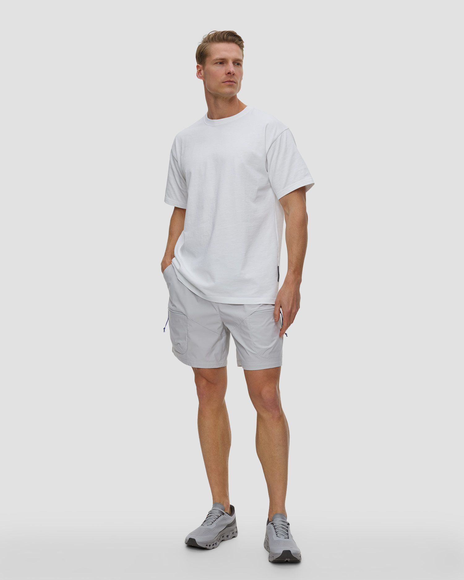 Men's trekking Peak Performance M Outdoor Cargo Shorts grey