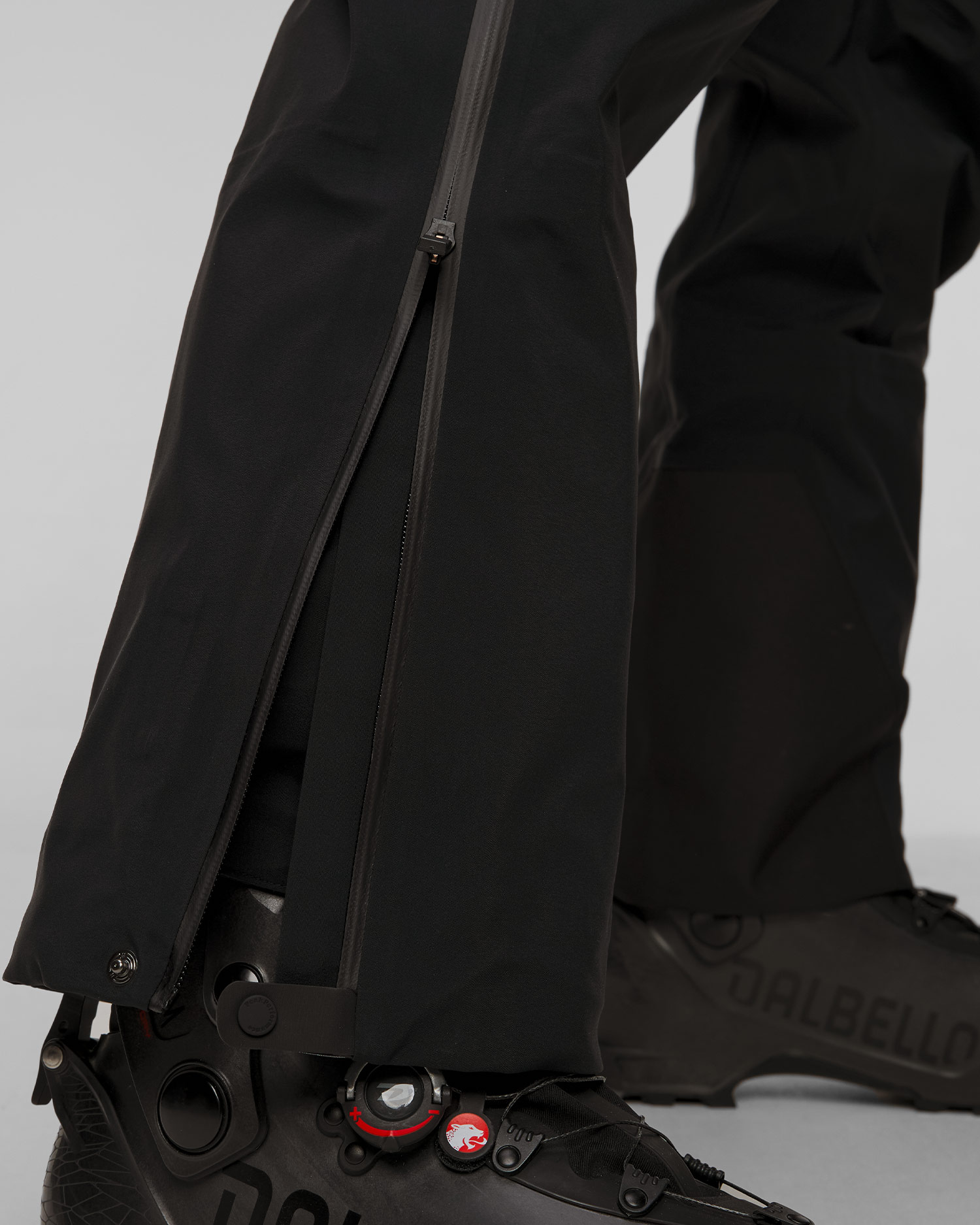 Hardshellové skitouringové kalhoty Peak Performance Vislight Gore-TEX 3L C-KNIT™