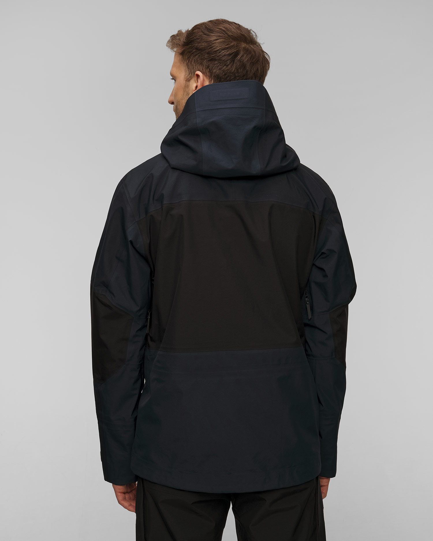 Černá pánská hardshellová lyžařská bunda Peak Performance Gravity Gore-Tex 3L