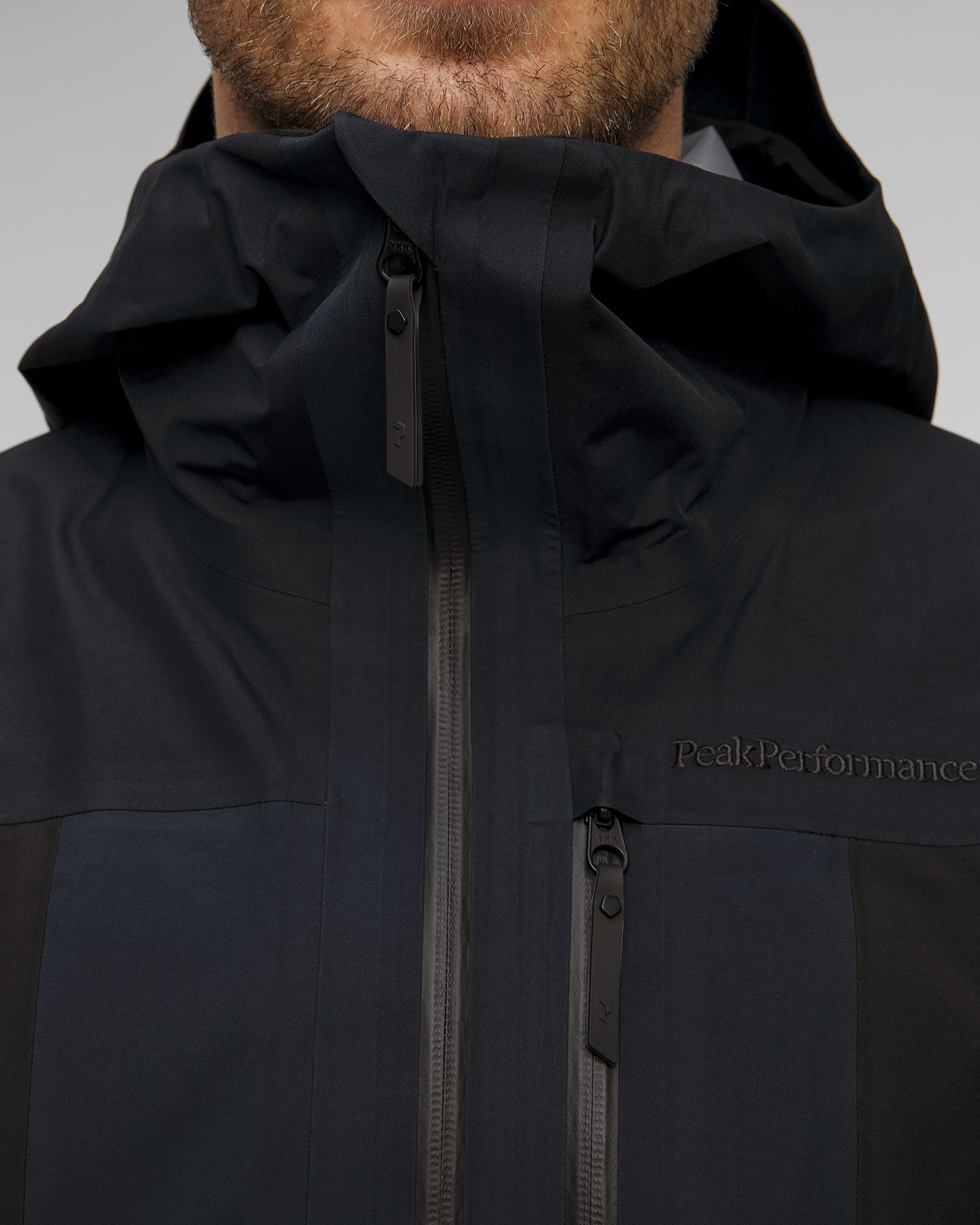 Černá pánská hardshellová lyžařská bunda Peak Performance Gravity Gore-Tex 3L