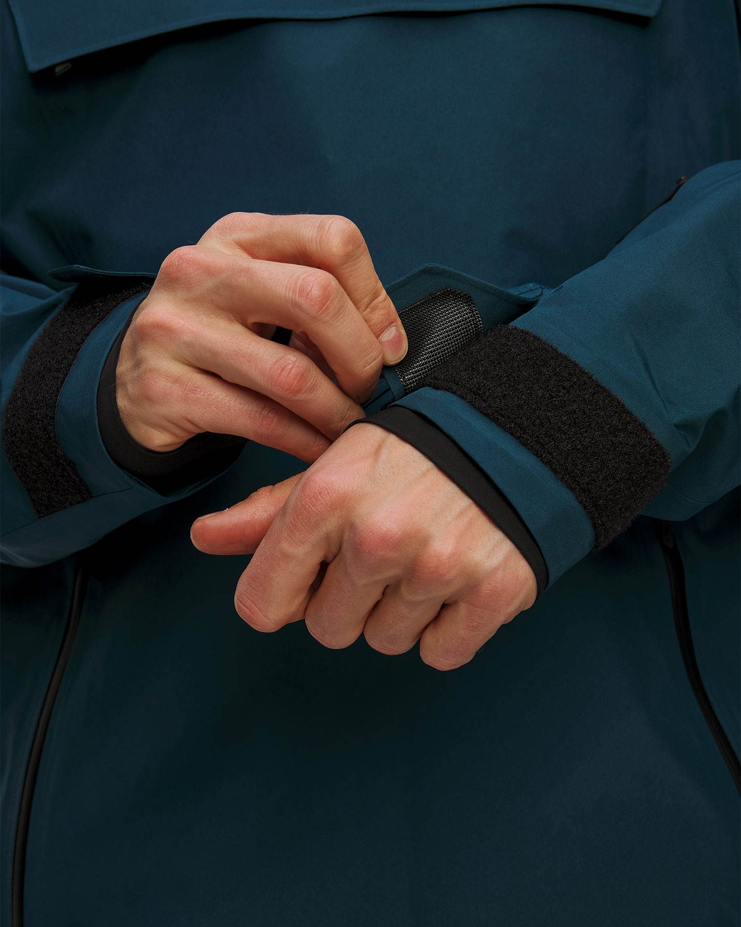 Pánská větrovka Peak Performance Vertical Gore-Tex® 3L