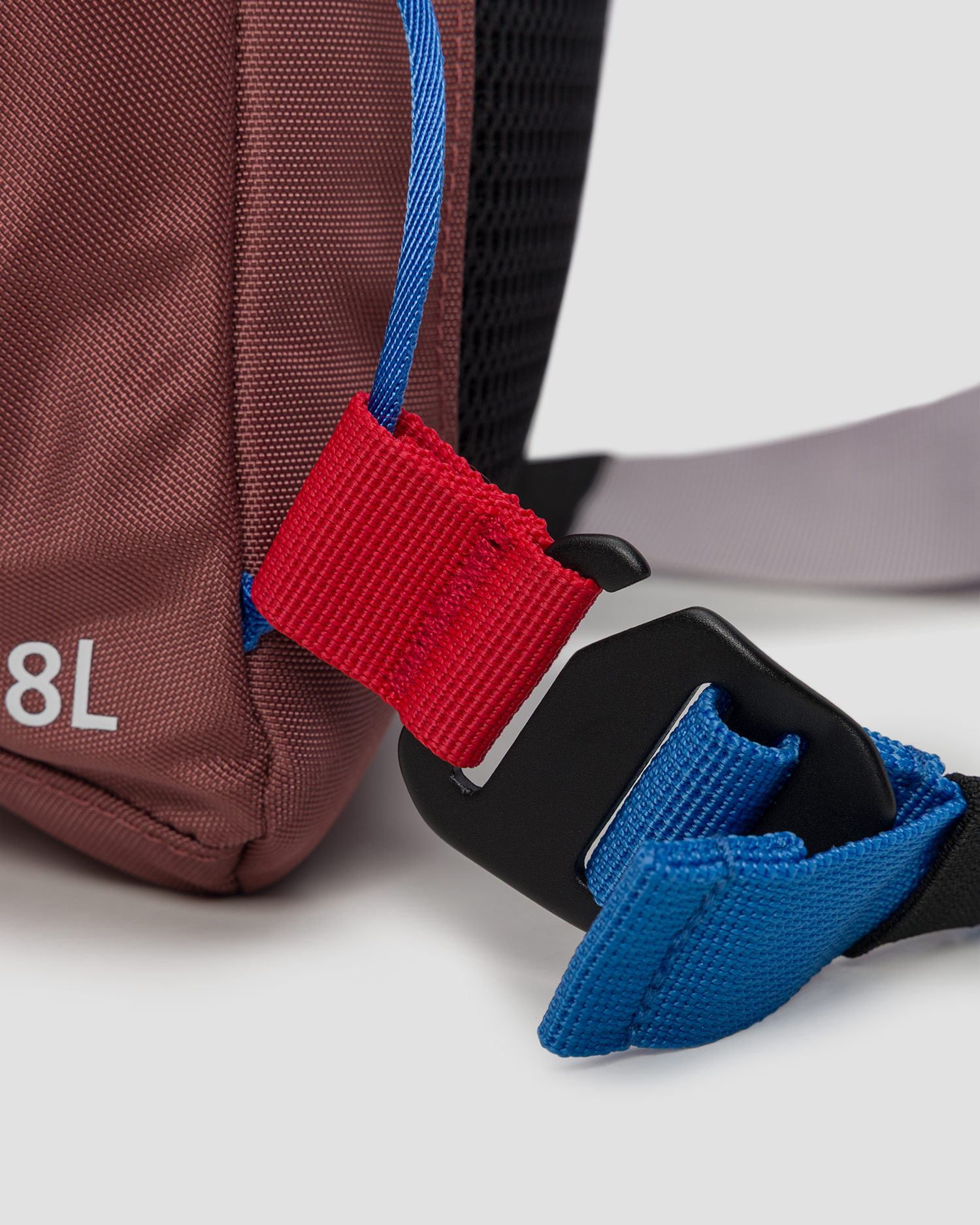 Unisex batoh Peak Performance Outdoor Crossbody Bag