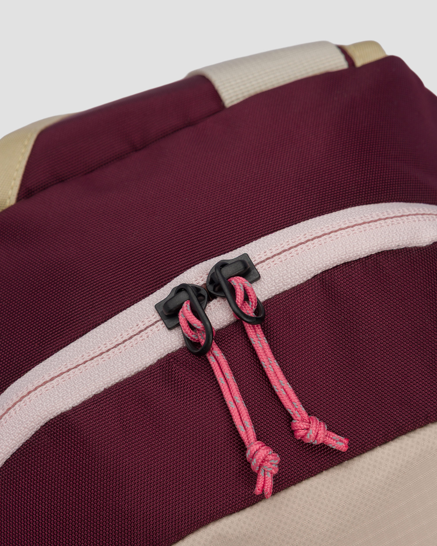 Plecak Peak Performance Outdoor Crossbody Bag 8,6L