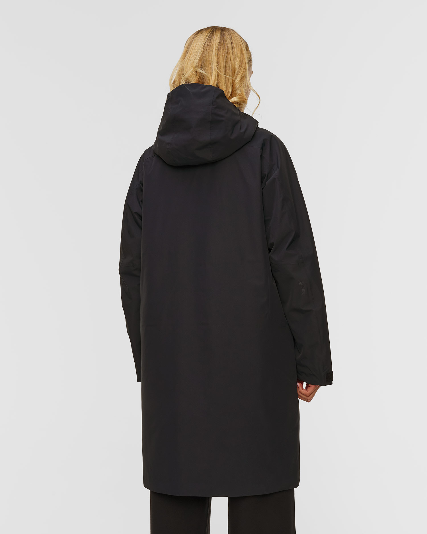 Peak Performance W Treeline Insulated Parka Damen-Regenmantel in Schwarz