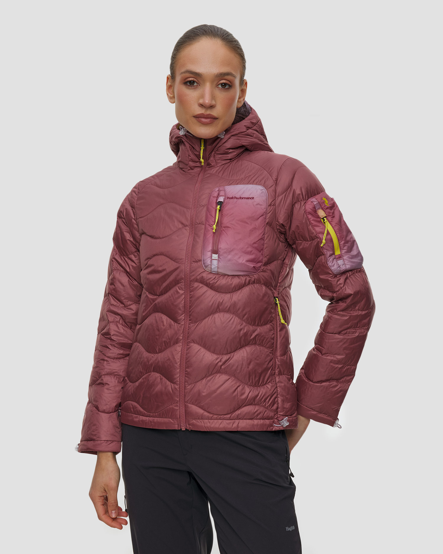 Kurtka puchowa damska Peak Performance W Aop Helium Utility Down