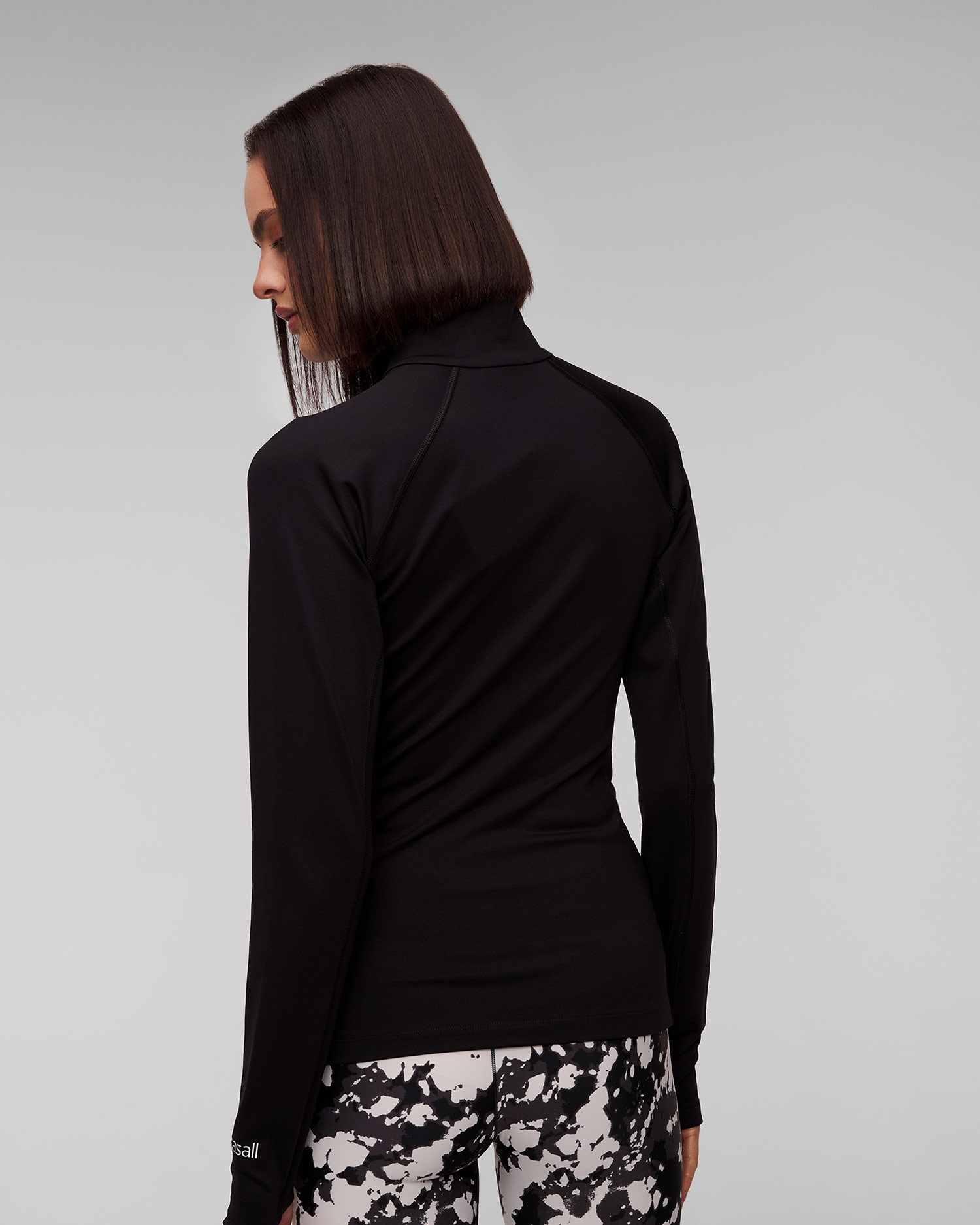 Dámska čierna softshellová bunda Casall Refine Training Jacket