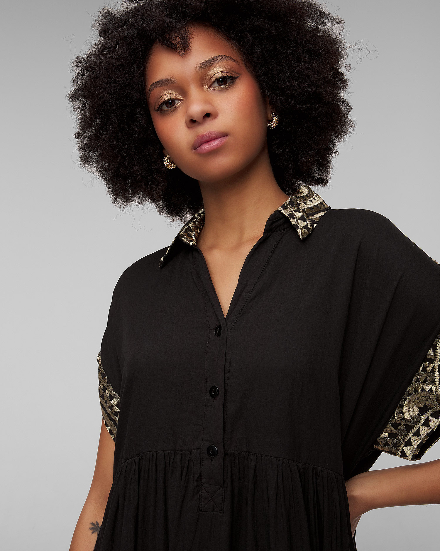 Kori Damenkleid in Schwarz