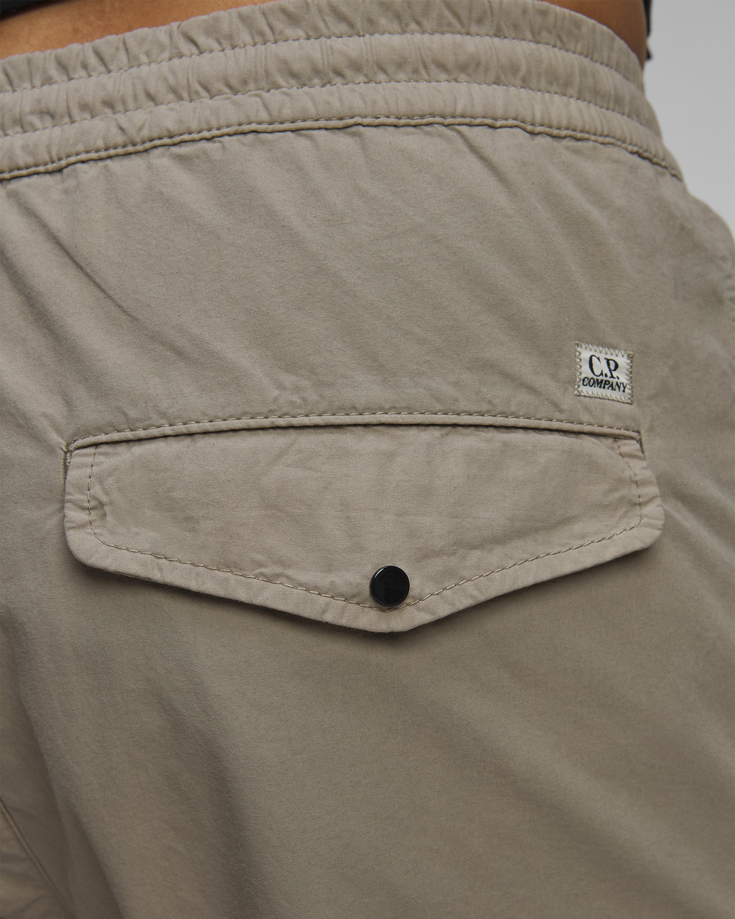 Pánske šortky C.P. Company Microreps Cargo Shorts khaki