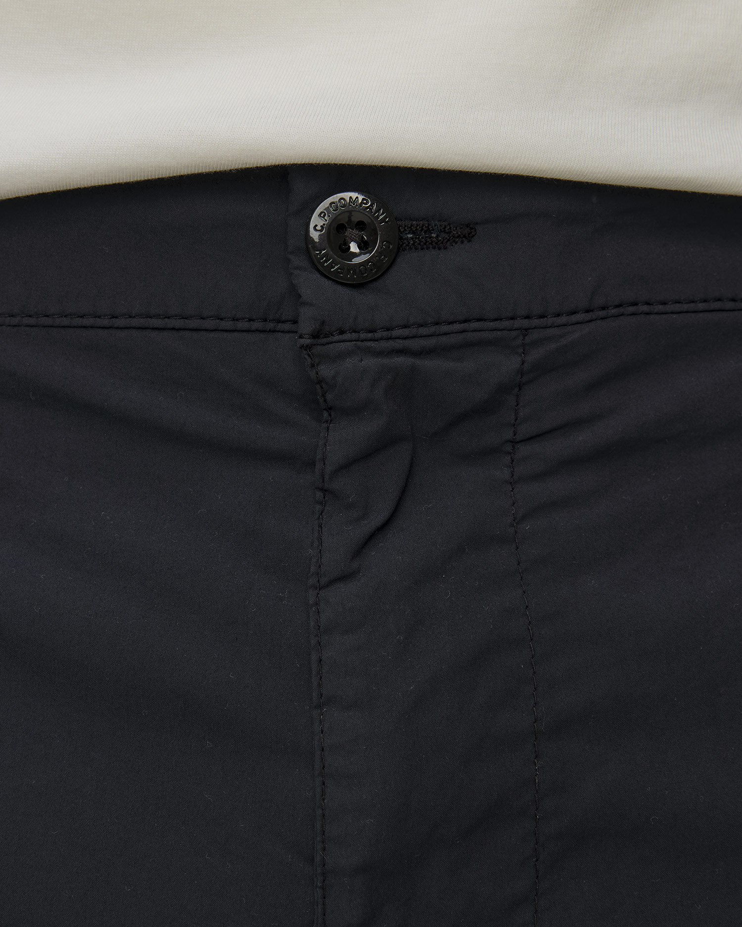 Short bleu marine pour hommes C.P. Company 50 Fili Stretch Cargo Shorts     