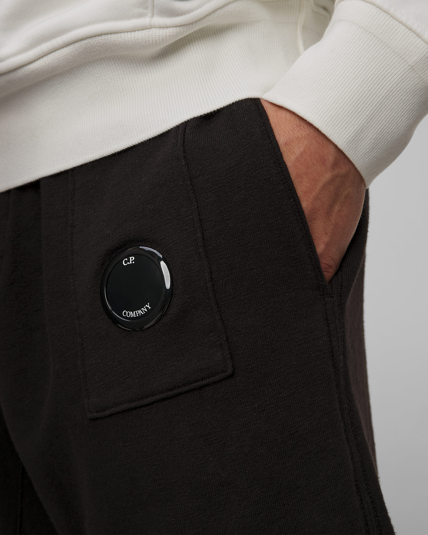 C.P. Company Malfile Fleece Shorts Herrenshorts in Schwarz