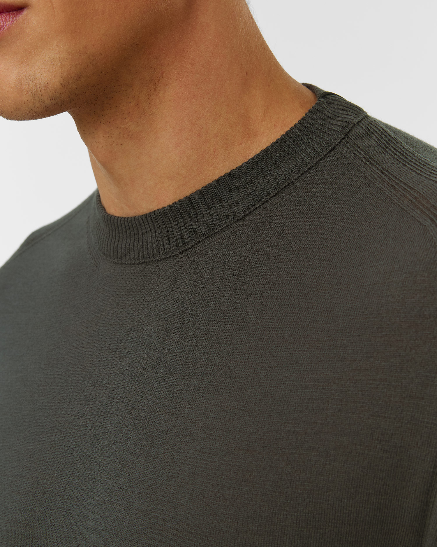 Pánsky sveter C.P. Company Extrafine Merino Wool Crewneck Sweater sivý